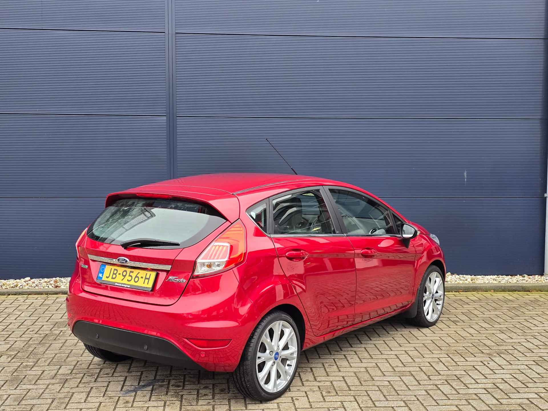 Ford Fiesta 1.0 EcoBoost 100PK 5D  Titanium I Navigatie I Climate Control I Cruise Control - 4/22