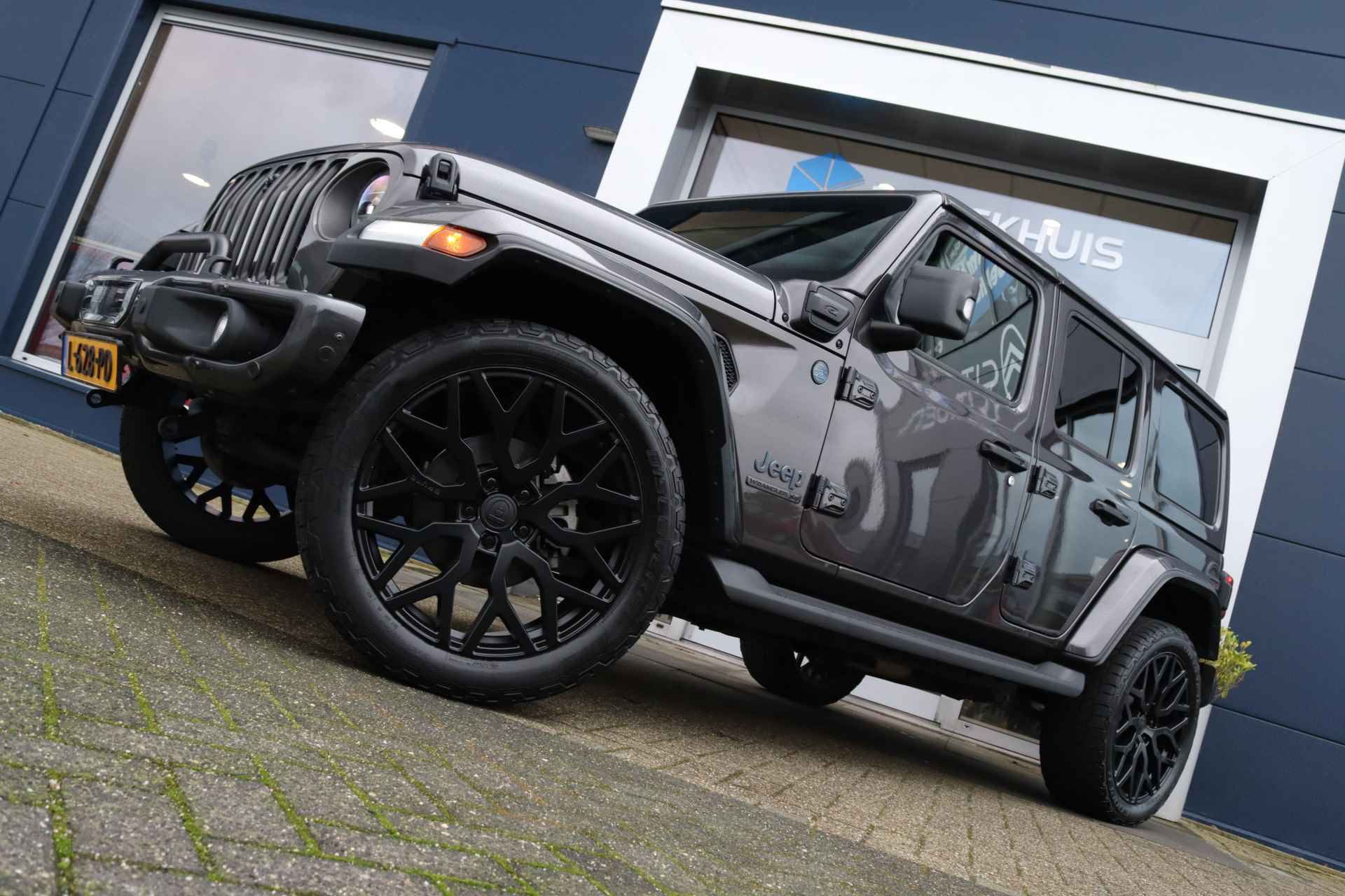 Jeep Wrangler Unlimited 4xe 380-pk 80th Anniversary | 22'' Brute LMV | Camera V/A | Stuur + stoelverwarming | Alpine audio | Trekhaak - 7/54