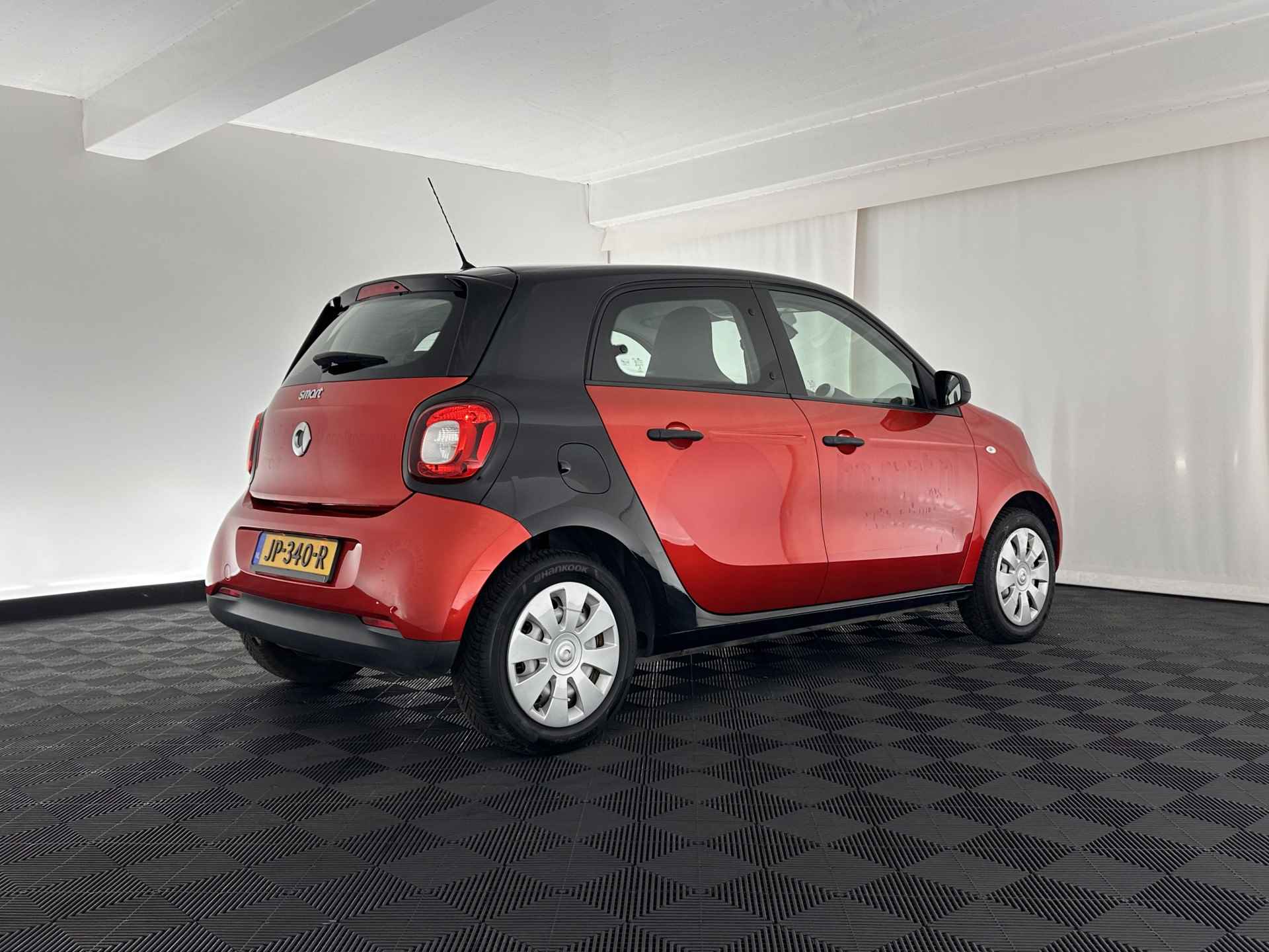 Smart Forfour 1.0 Pure Cool&Audio Pack *AIRCO | CRUISE | COMFORT-SEATS* - 6/27