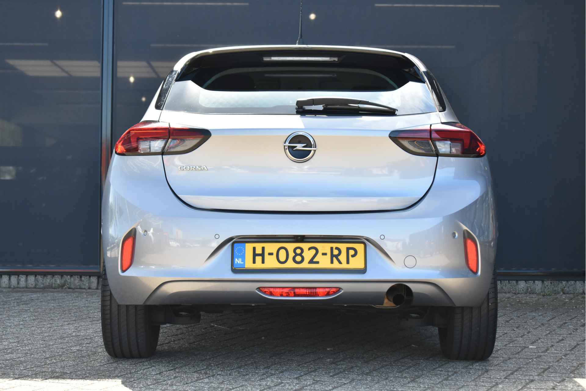 Opel Corsa 1.2 Turbo Elegance 100pk | Navigatie | Premium Pakket | Climate Control | Achteruitrijcamera | Parkeersensoren | Keyless Entry & - 6/43