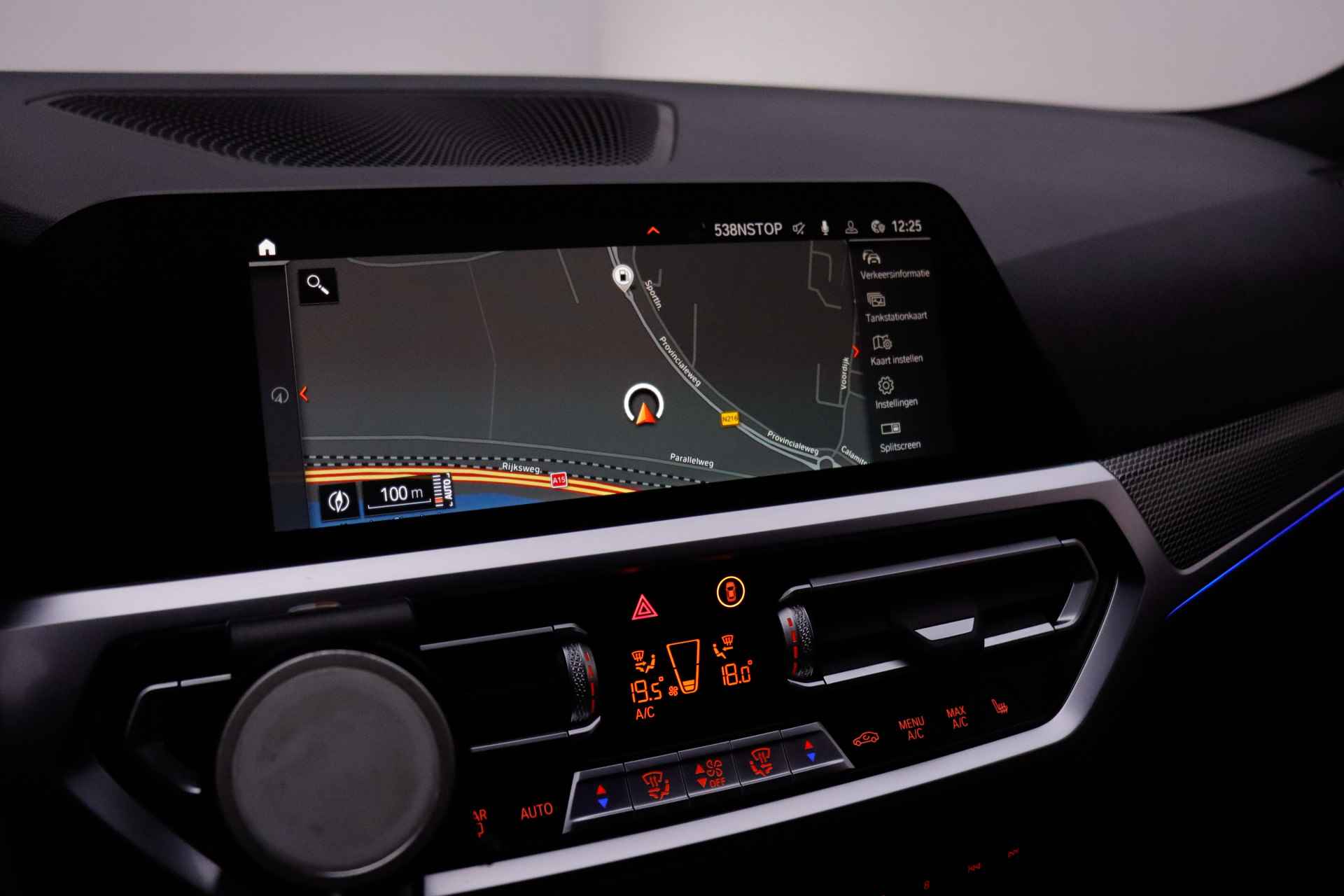 BMW 3 Serie Touring 330iA M-SPORT High Executive FULL LED/CAMERA/ACC/CARPLAY/STOELVERW./NAVI/ELEK TREKHAAK/LMV 18'' - 23/27