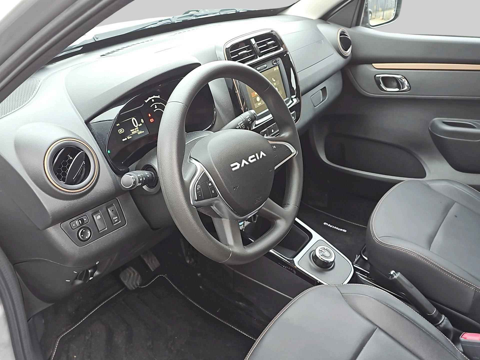 Dacia Spring Extreme 27 kWh | navigatie | leder | airco | parkeercamera | Apple Carplay | Android Auto - 8/32