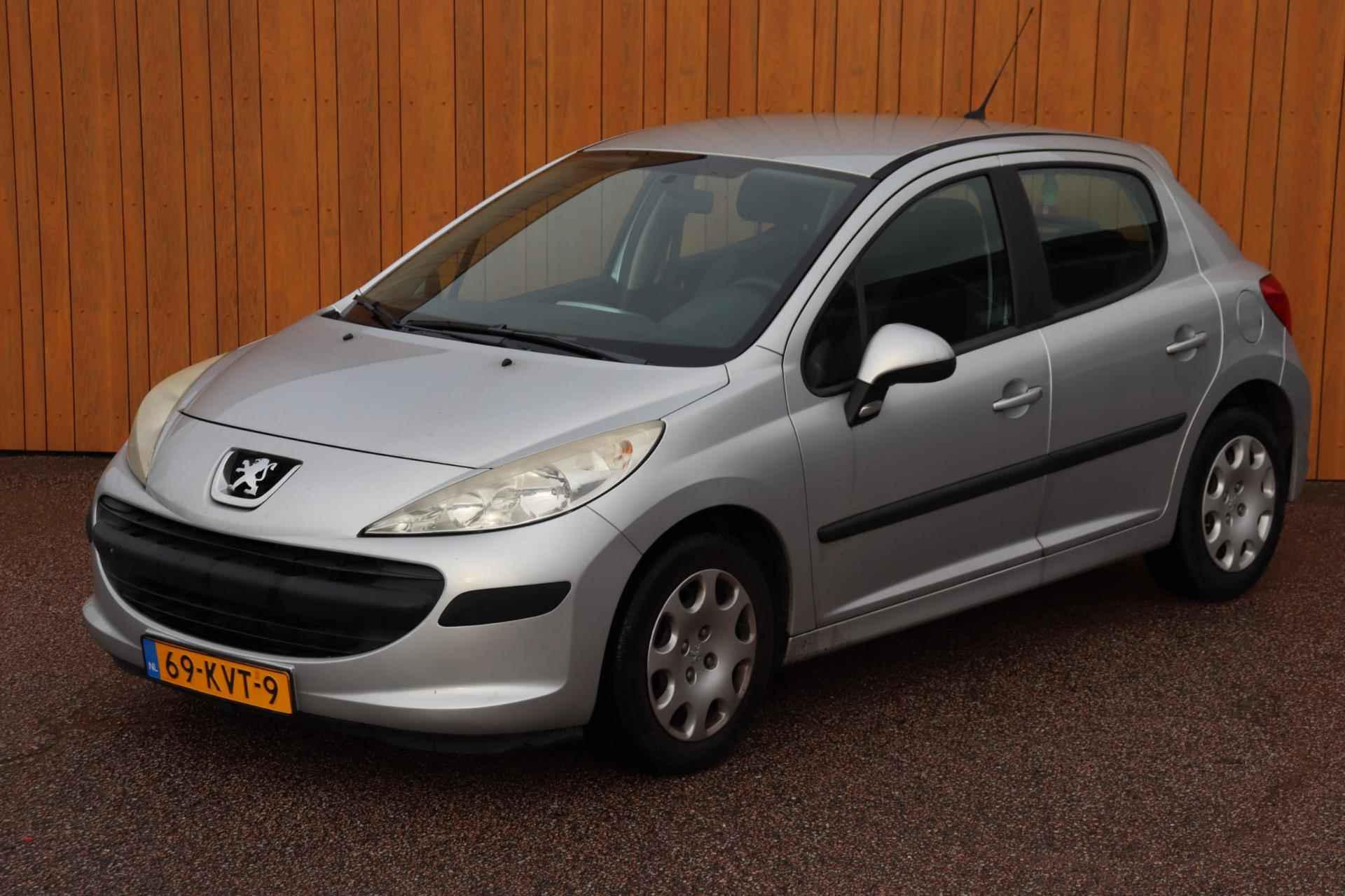 Peugeot 207 1.4 XR met nw. apk + koppeling - 6/19