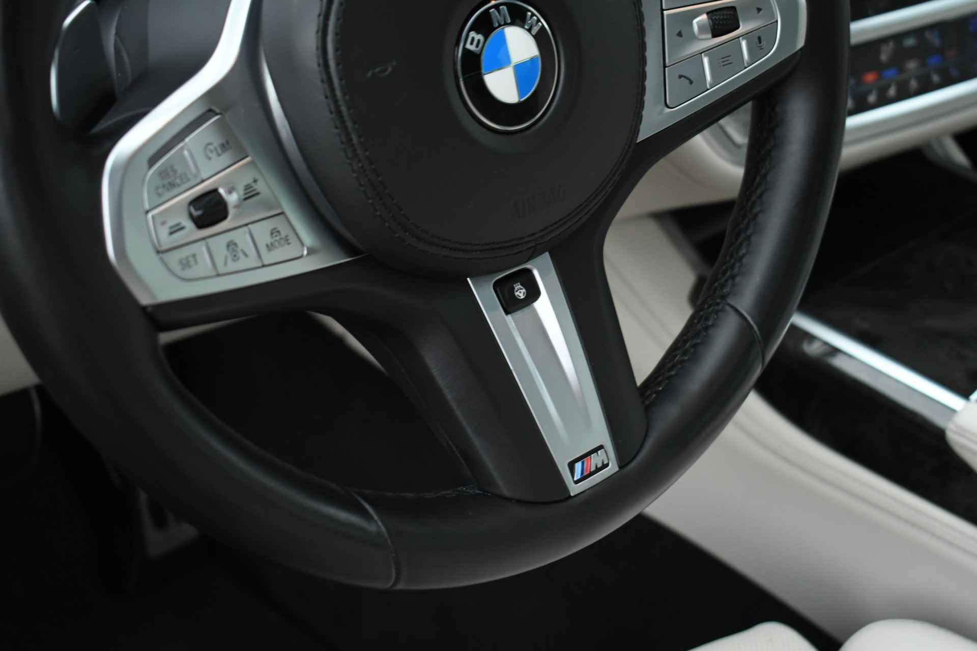 BMW 7 Serie 745Le xDrive M-Sport LoungePack B&W Skylounge TV 4wielbest Softclose - 89/123