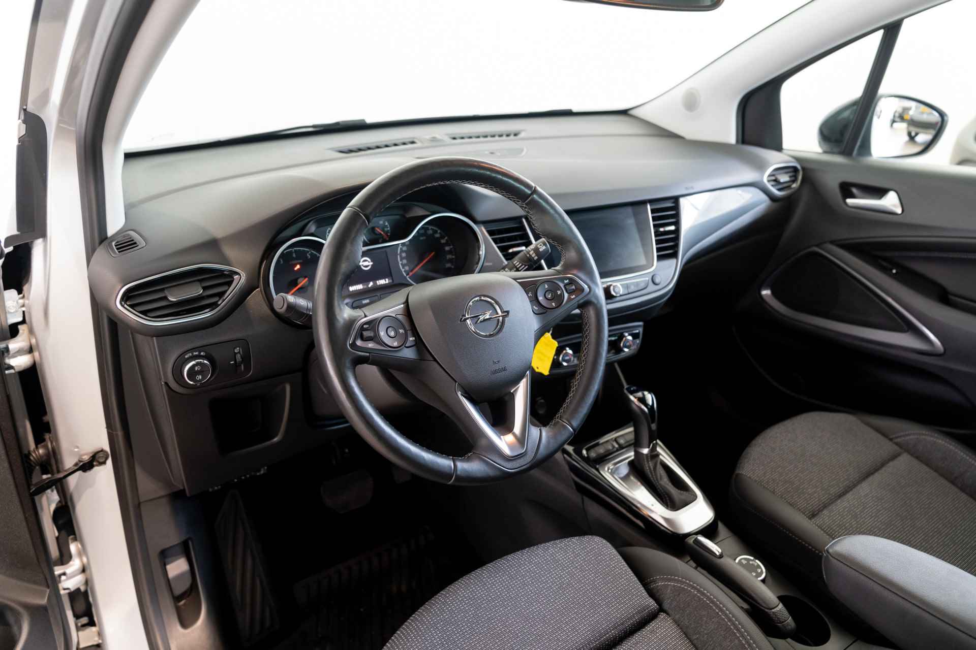 Opel Crossland 1.2 Turbo Elegance | Automaat | Verwarmd voorraam | Stoel en Stuurverwarming | Camera | Comfort Stoel | - 12/37