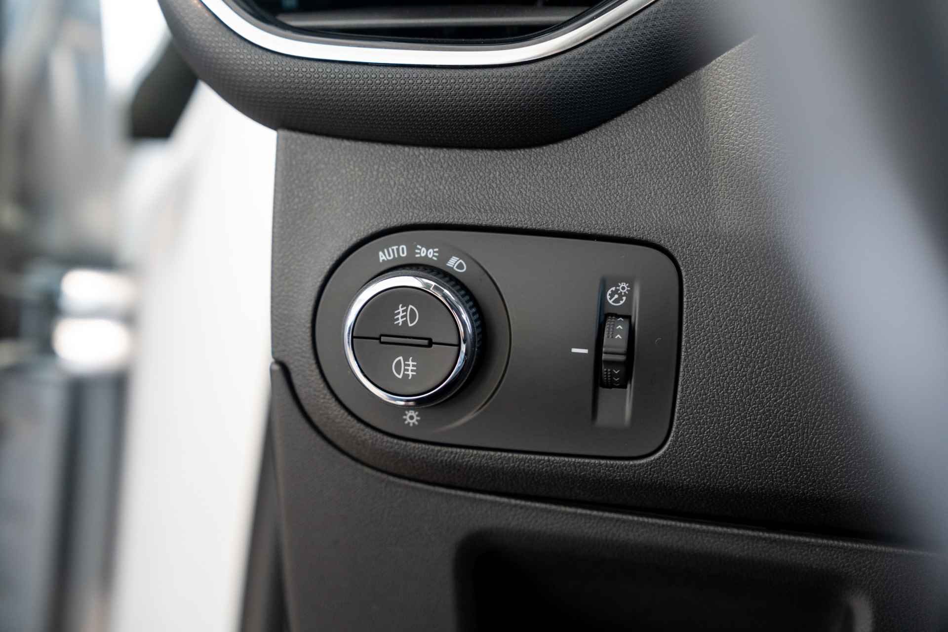 Opel Crossland 1.2 Turbo Elegance | Automaat | Verwarmd voorraam | Stoel en Stuurverwarming | Camera | Comfort Stoel | - 16/37