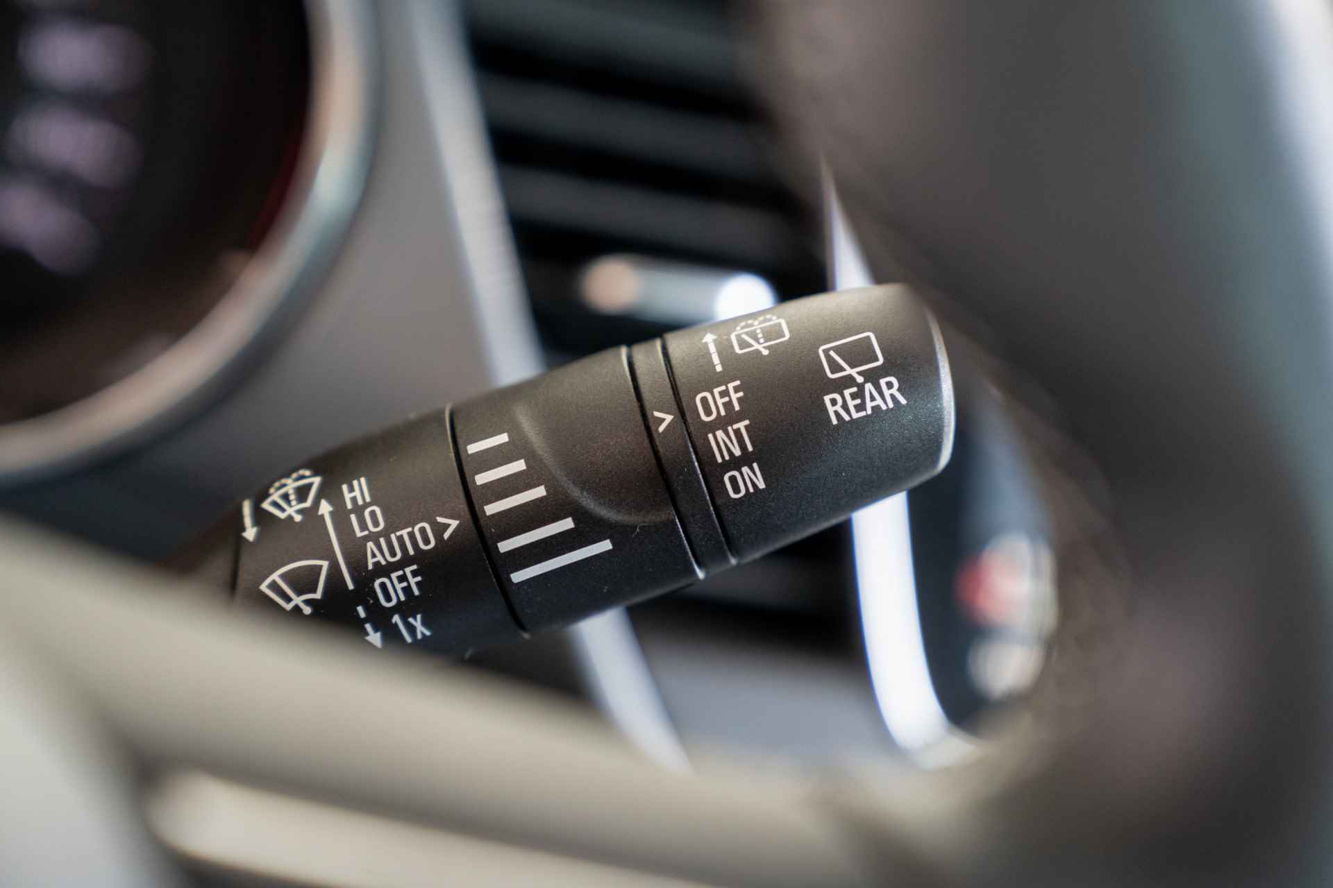 Opel Crossland 1.2 Turbo Elegance | Automaat | Verwarmd voorraam | Stoel en Stuurverwarming | Camera | Comfort Stoel | - 21/37