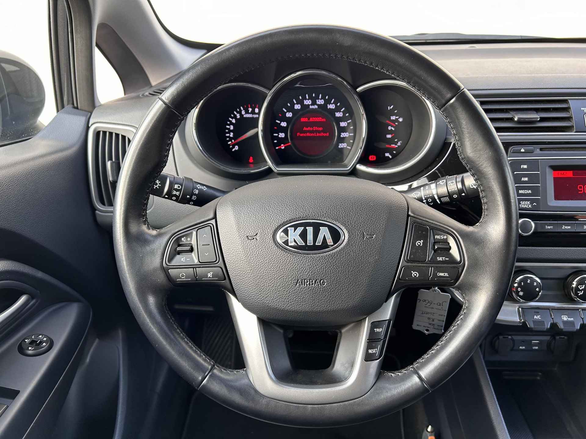 Kia Rio 1.2 CVVT ComfortLine / Afneembare trekhaak / Cruise / Airco / Bluetooth / alcantara / multifunctioneel stuurwiel / LMV / - 18/36