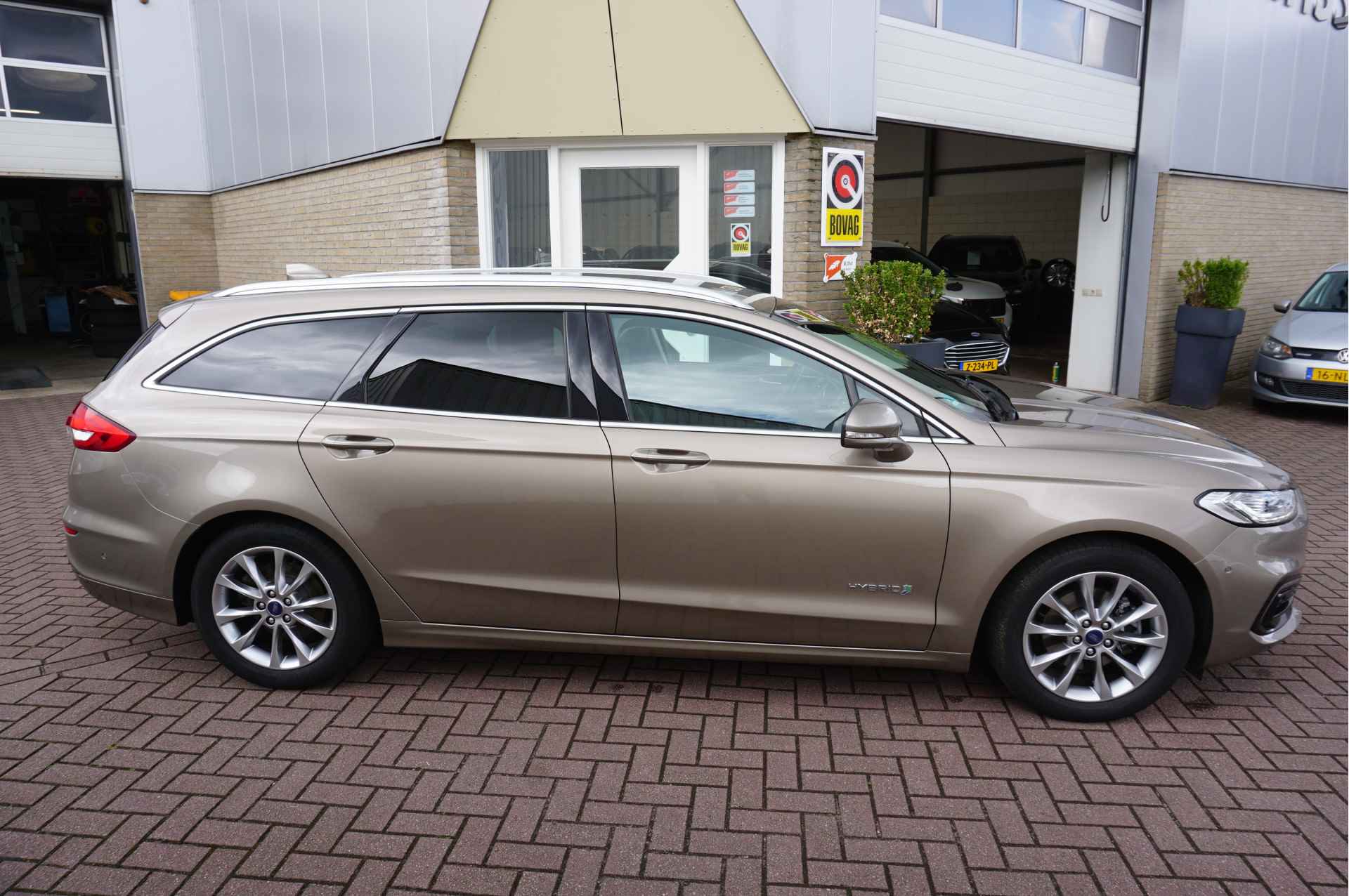 Ford Mondeo Wagon 2.0 IVCT HEV Titanium Automaat - 11/22