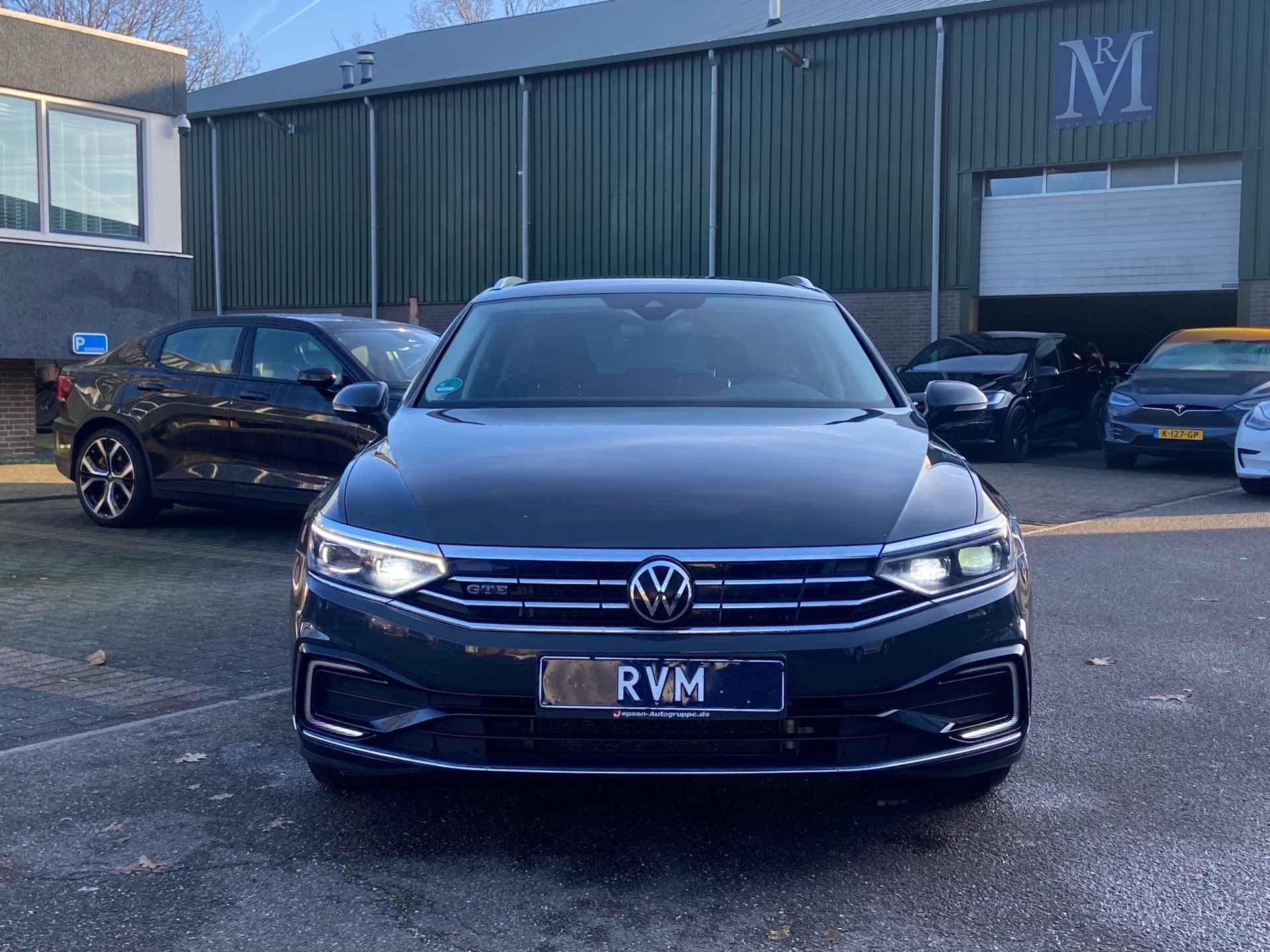 Volkswagen Passat Variant 1.4 TSI PHEV GTE Business VAN: 28.900,- VOOR: 25.770,- EINDEJAARSVOORDEEL: 3.130,- | VEEL OPTIES! - 3/34