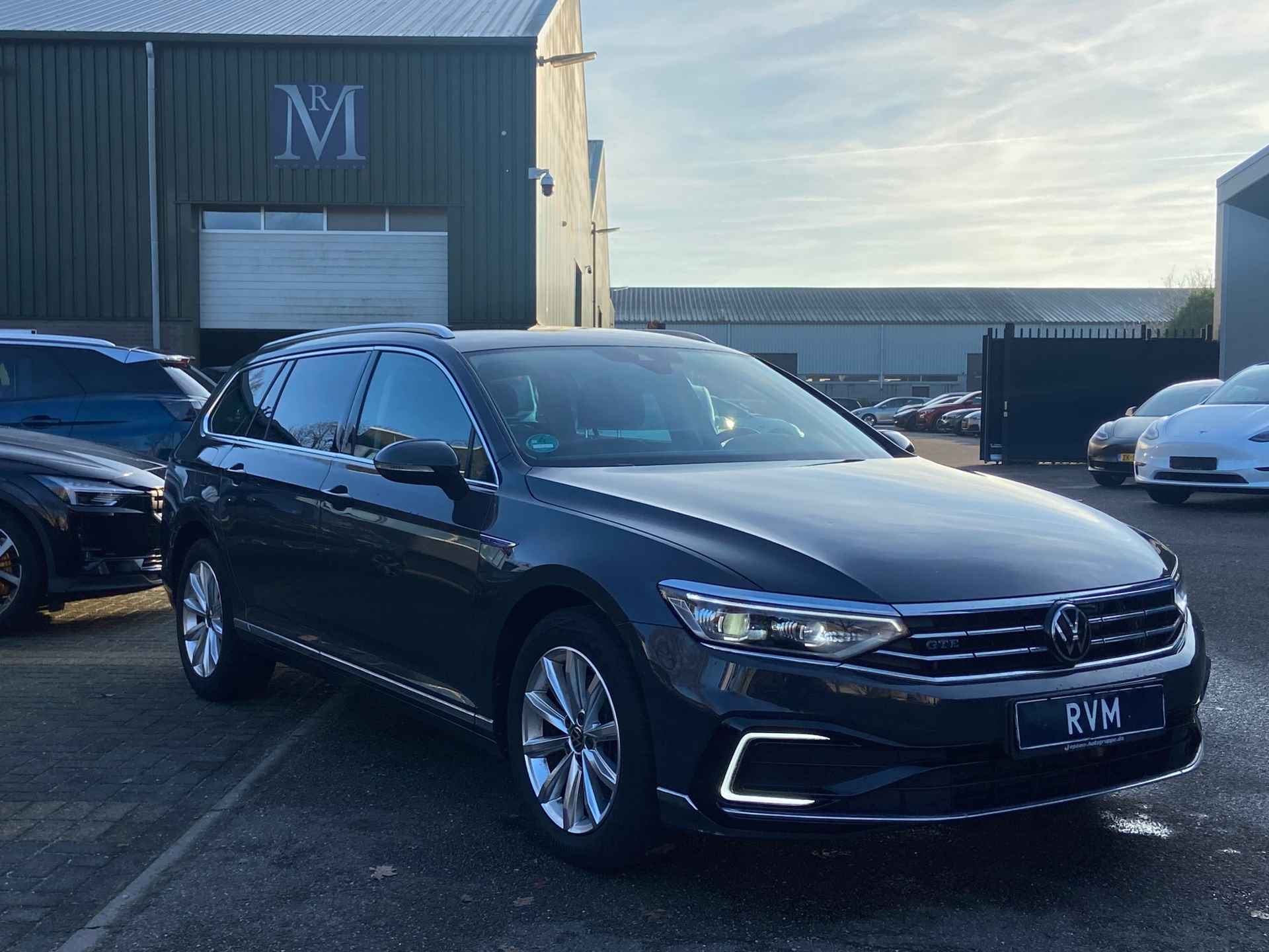 Volkswagen Passat Variant 1.4 TSI PHEV GTE Business VAN: 28.900,- VOOR: 25.770,- EINDEJAARSVOORDEEL: 3.130,- | VEEL OPTIES! - 4/34