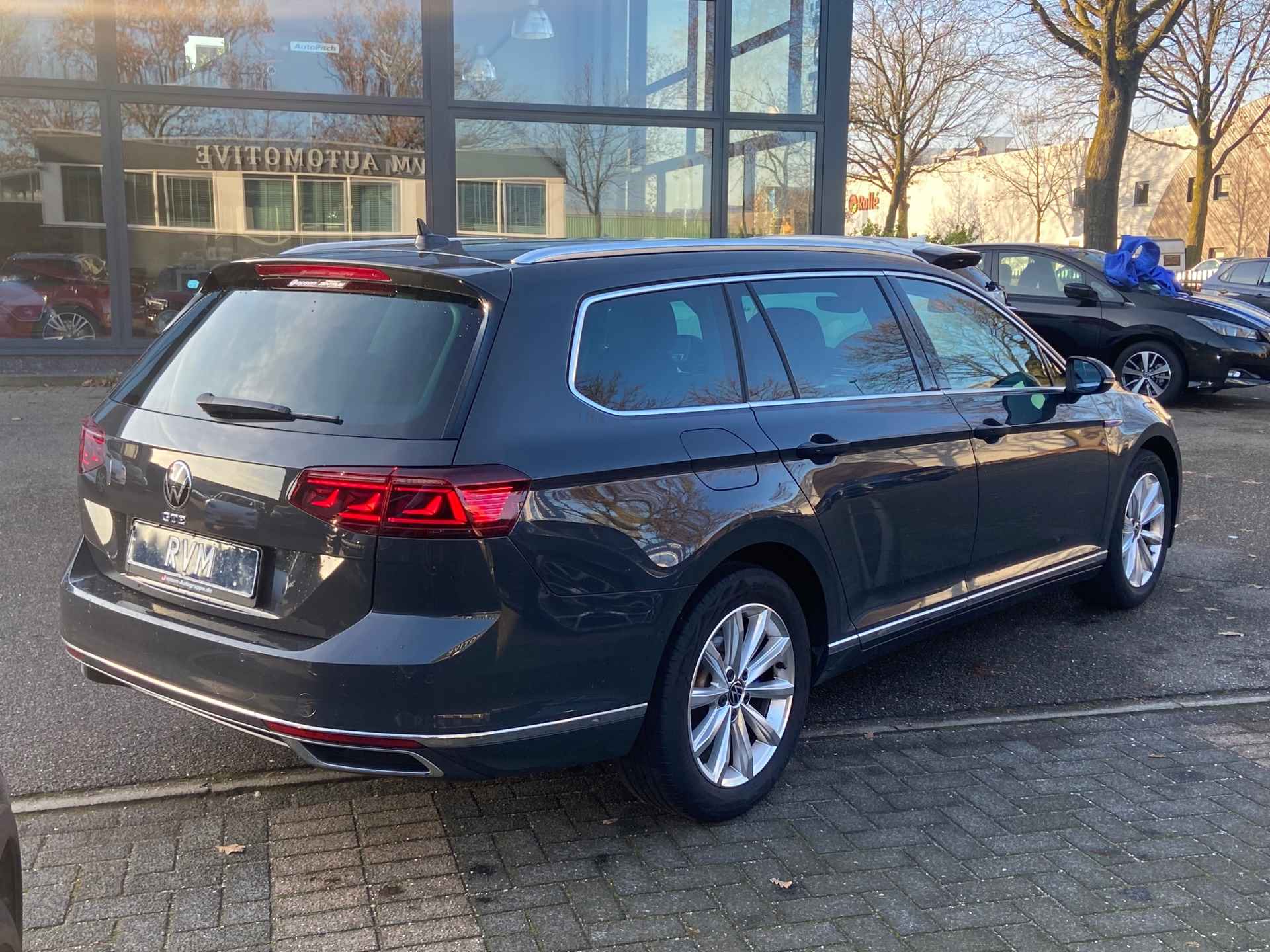 Volkswagen Passat Variant 1.4 TSI PHEV GTE Business VAN: 28.900,- VOOR: 25.770,- EINDEJAARSVOORDEEL: 3.130,- | VEEL OPTIES! - 5/34