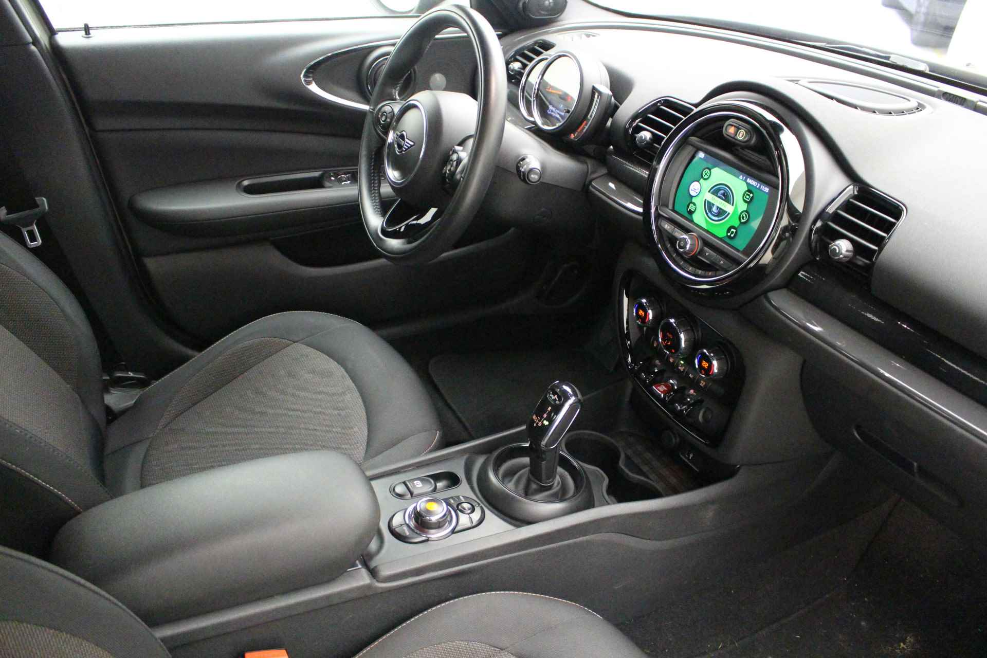 MINI Clubman Cooper | Camera | Harman Kardon | CarPlay | 17" - 8/20