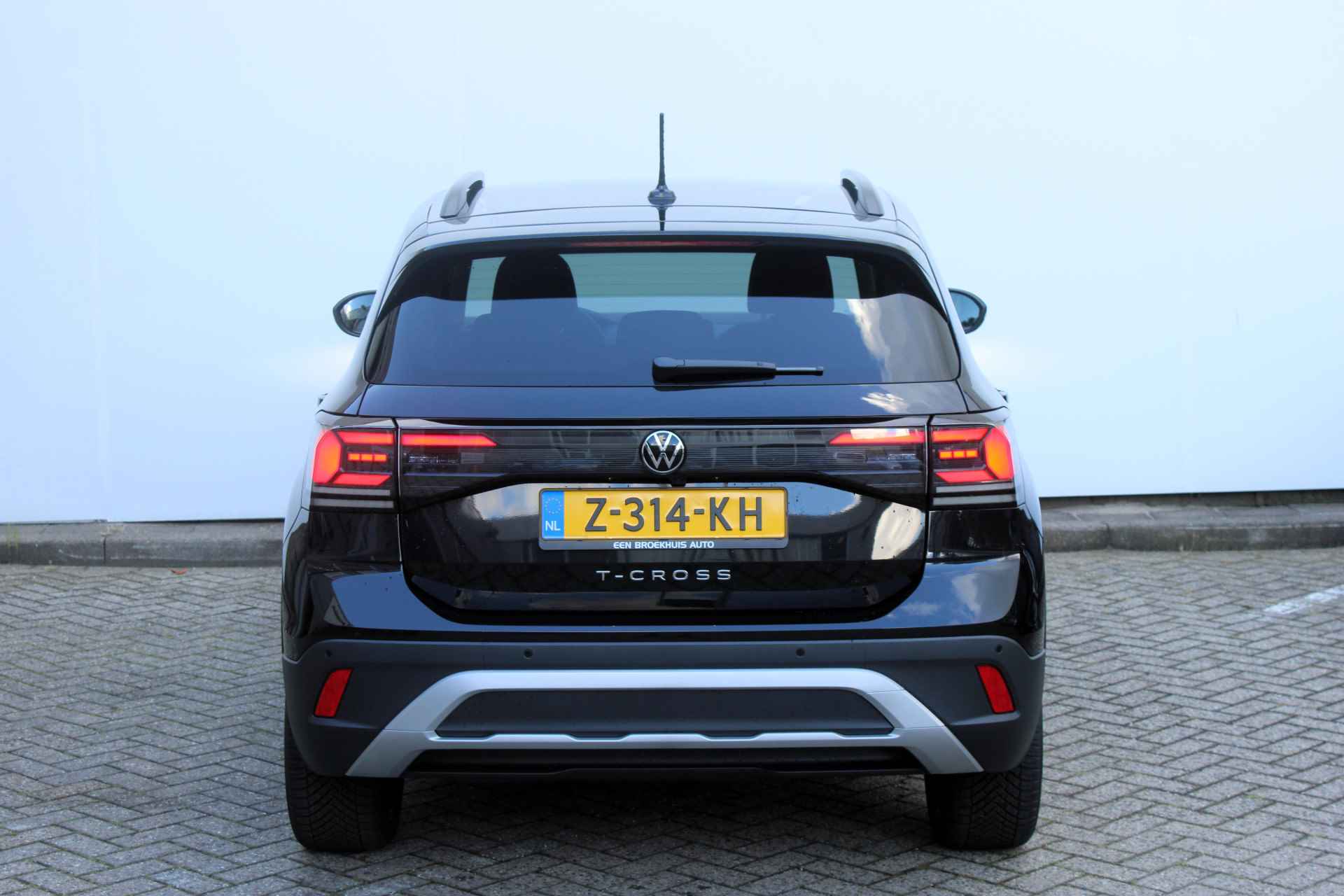 Volkswagen T-Cross Life Edition | Navi | LED | Camera | 19'' Velgen | Stoelverwarming | Keyless - 6/46