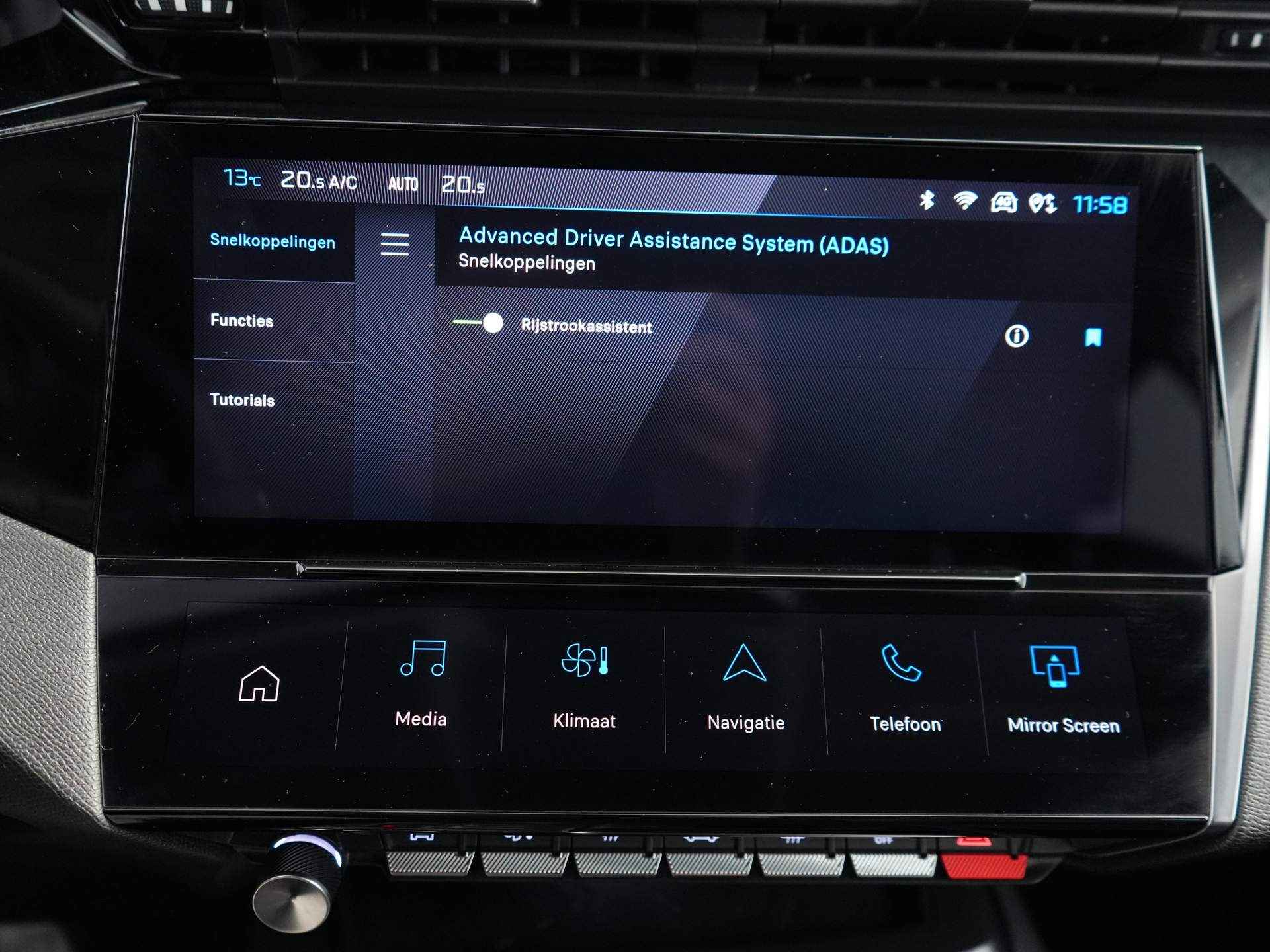 Peugeot 308 SW 1.6 HYbrid 180PK Allure Pack Business| Adaptieve Cruise | Camera | Navigatie | 17" Lichtmetaal | Parkeersensoren Voor + Achter | Apple/Android Carplay | Clima | Virtueel Dashboard | Leer/Stof - 24/31
