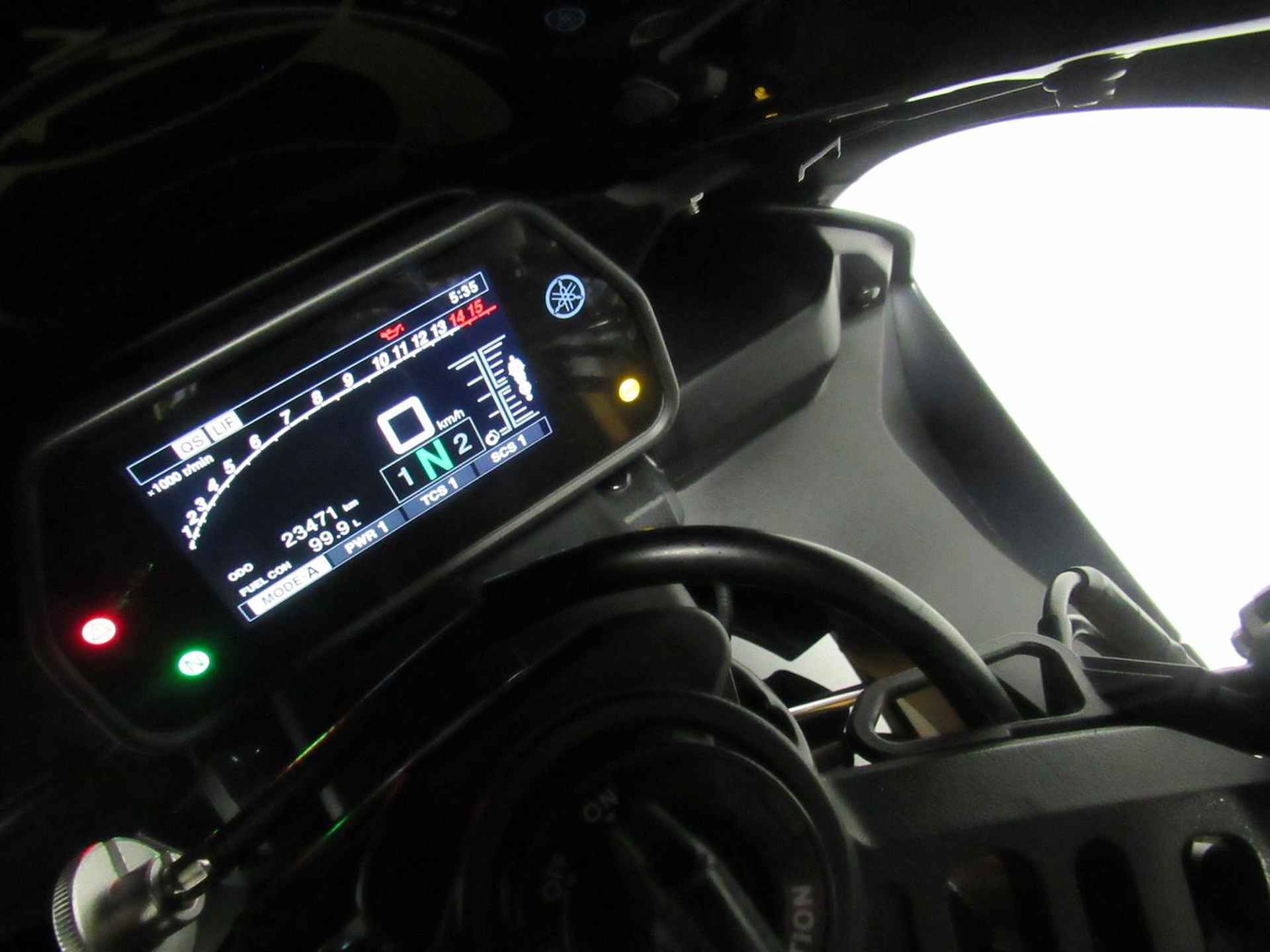 Yamaha YZF R1 - 2018 - 7/16