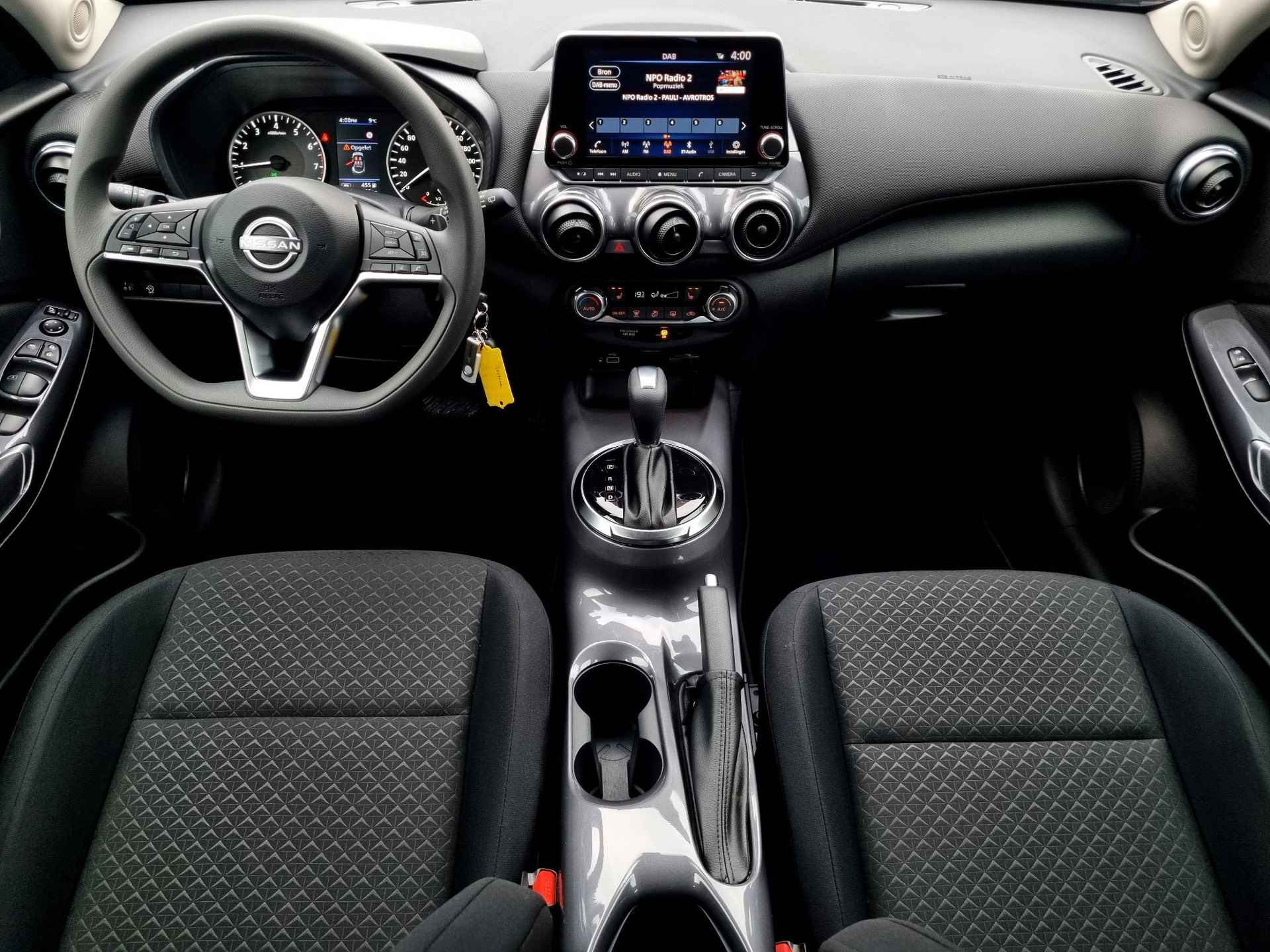 Nissan Juke 1.0 DIG-T Acenta Automaat / Navigatie via Android Auto/Apple Carplay / Camera / Cruise Control / Stoelverwarming - 2/40