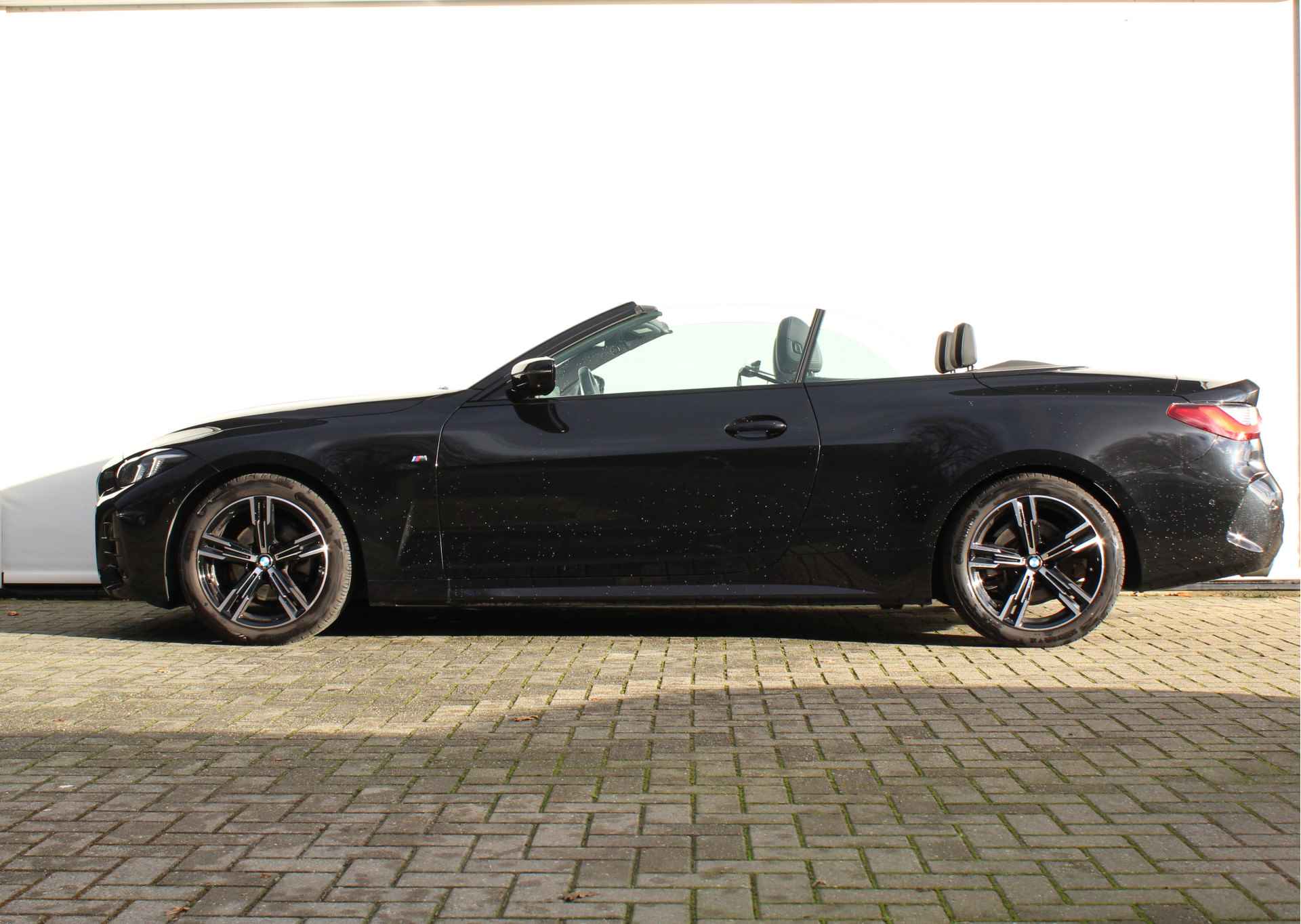 BMW 4 Serie Cabrio 420i M Sport Automaat / Parking Assistant Plus / Comfort Access / Stoelverwarming / M Sportonderstel / Live Cockpit Professional - 4/23