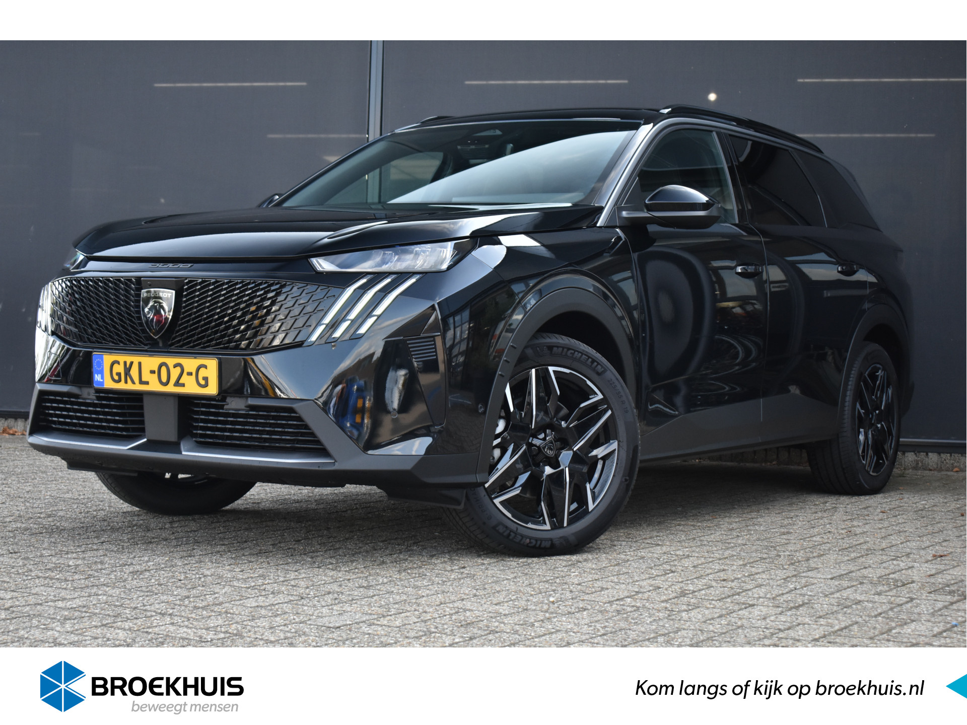 Peugeot 5008 1.2 Turbo Mild-Hybrid 136pk Automaat 7p. | DEMO-DEAL! | Beschikbaar voor proefrit! | Navigatie | Half-Leder | 360 Camera | Full-