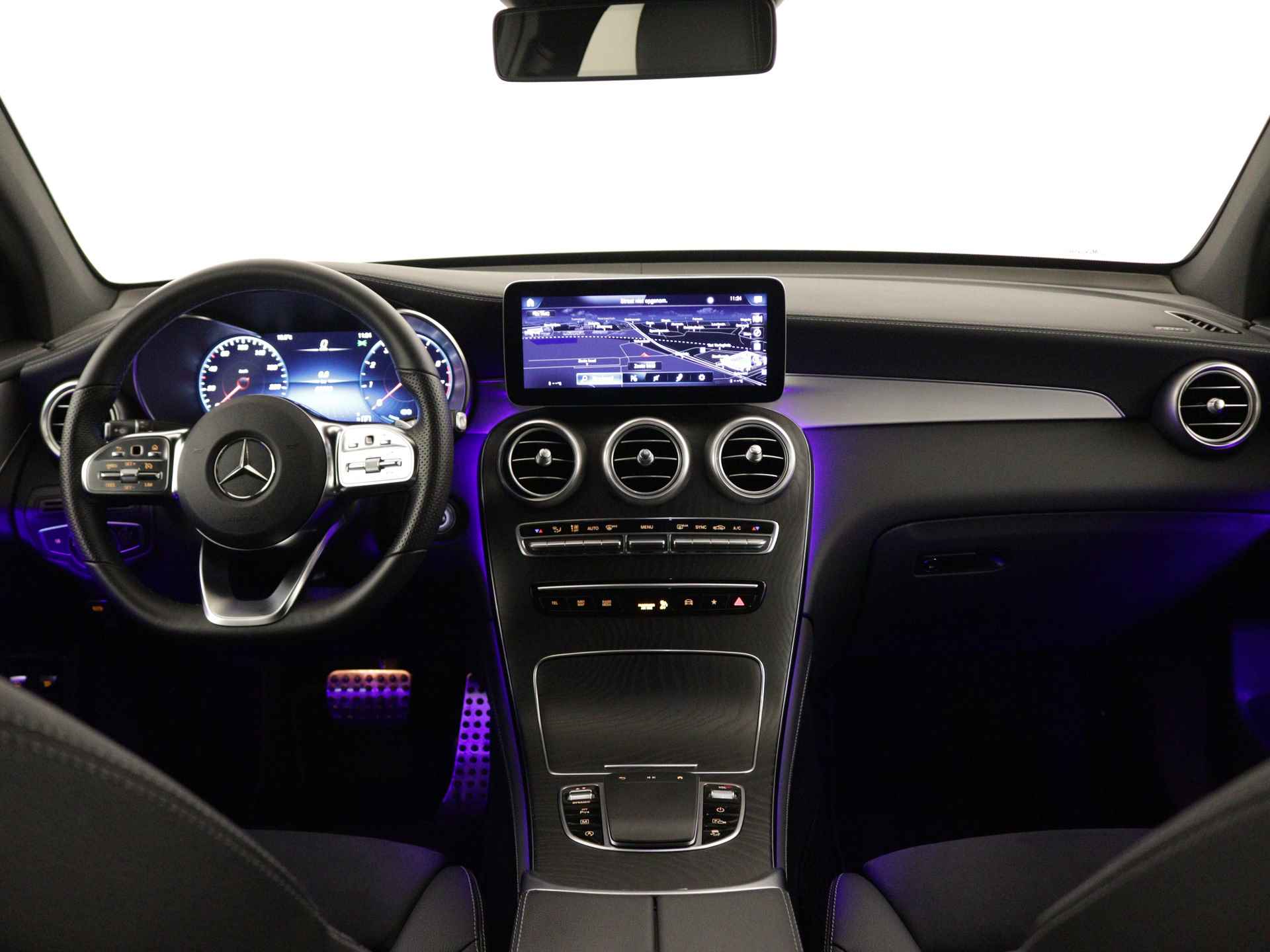 Mercedes-Benz GLC Coupé 200 4-MATIC AMG Nightpakket | Trekhaak | Alarm | Augmented Reality | Sfeerverlichting | Apple CarPlay | Inclusief 24 maanden Mercedes-Benz Certified garantie voor Europa. - 6/45