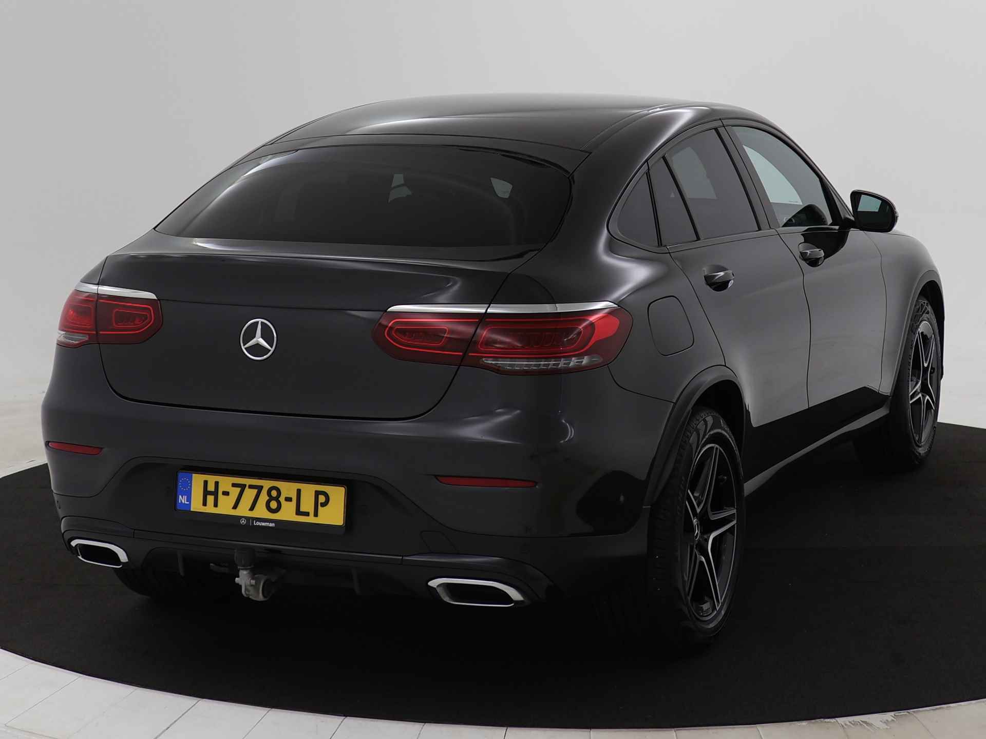 Mercedes-Benz GLC Coupé 200 4-MATIC AMG Nightpakket | Trekhaak | Alarm | Augmented Reality | Sfeerverlichting | Apple CarPlay | Inclusief 24 maanden Mercedes-Benz Certified garantie voor Europa. - 18/45