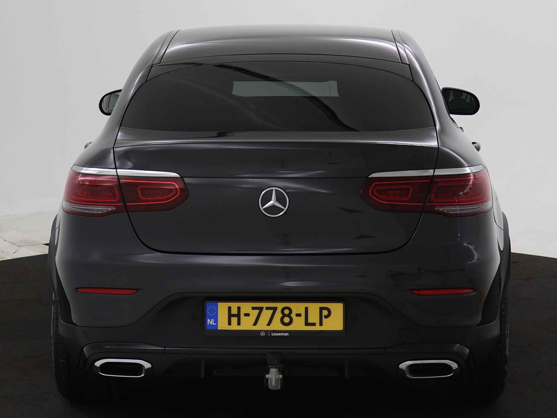 Mercedes-Benz GLC Coupé 200 4-MATIC AMG Nightpakket | Trekhaak | Alarm | Augmented Reality | Sfeerverlichting | Apple CarPlay | Inclusief 24 maanden Mercedes-Benz Certified garantie voor Europa. - 29/45