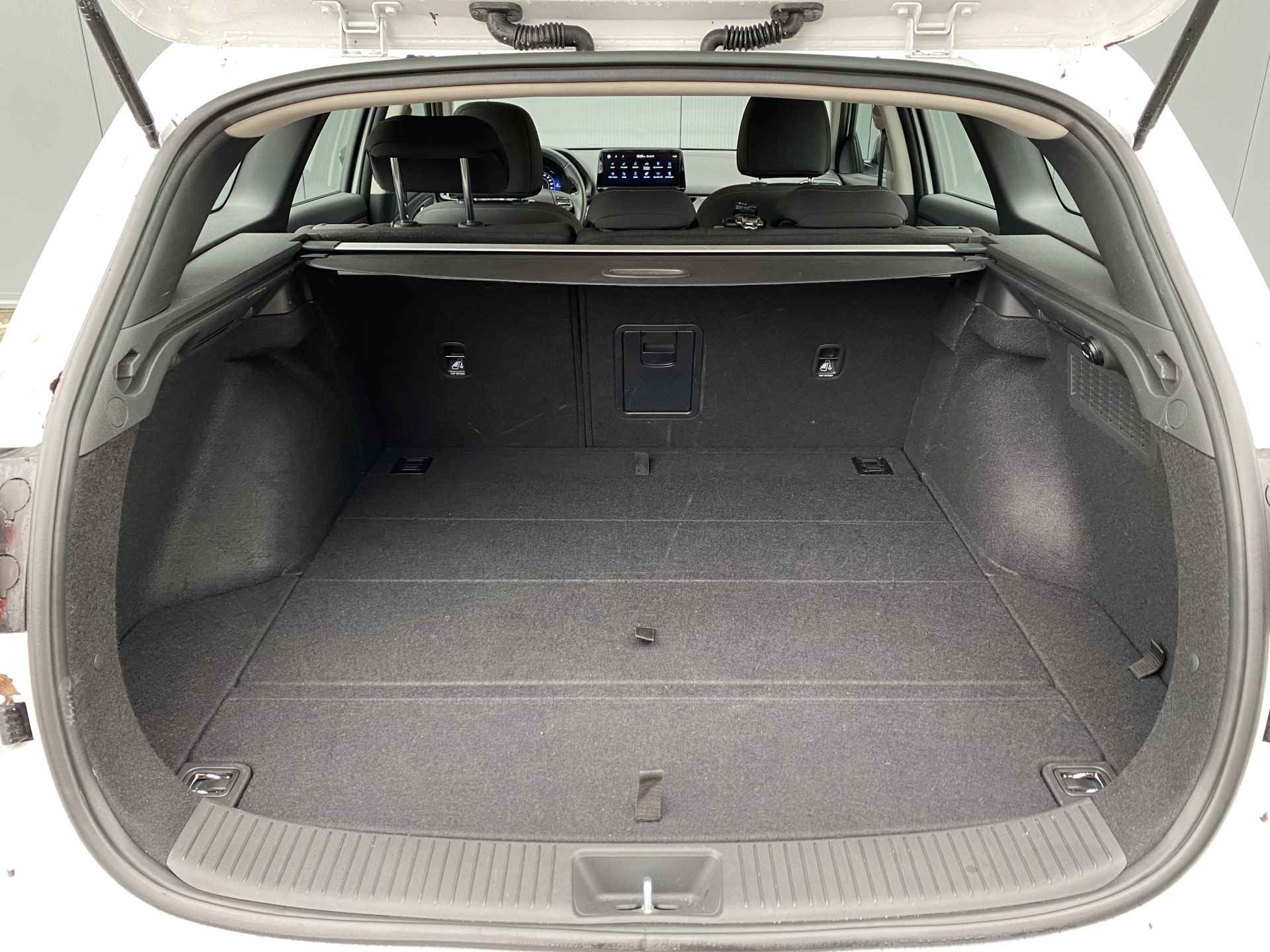 Hyundai i30 Wagon 1.0 T-GDI 120pk MHEV Comfort Smart | Camera | Climate | Keyless | NL. Auto | Full Led | Navigatie | 16" Lichtmetaal | Park - 11/29