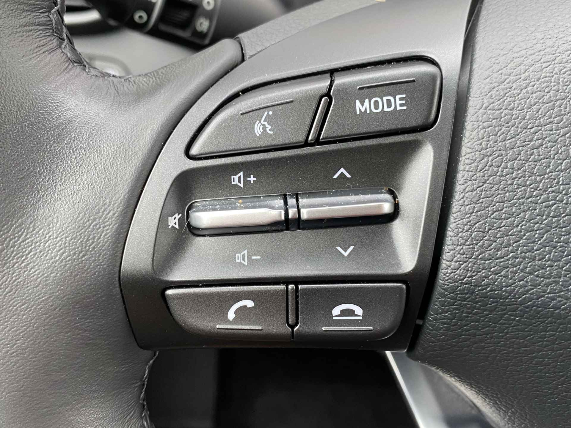 Hyundai i30 Wagon 1.0 T-GDI 120pk MHEV Comfort Smart | Camera | Climate | Keyless | NL. Auto | Full Led | Navigatie | 16" Lichtmetaal | Park - 18/29