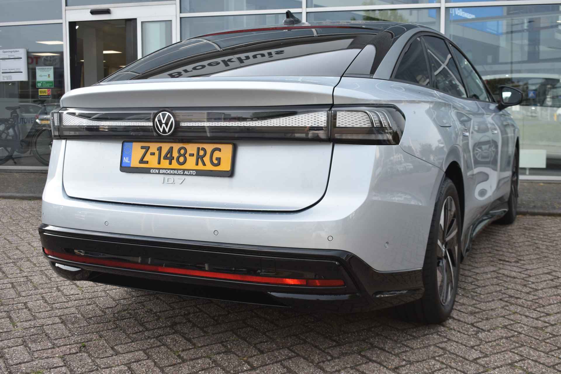 Volkswagen ID.7 Pro Business 286PK 77 kWh | NAVIGATIE | MASSAGE STOELEN | 360 CAMERA | HUD - 6/52