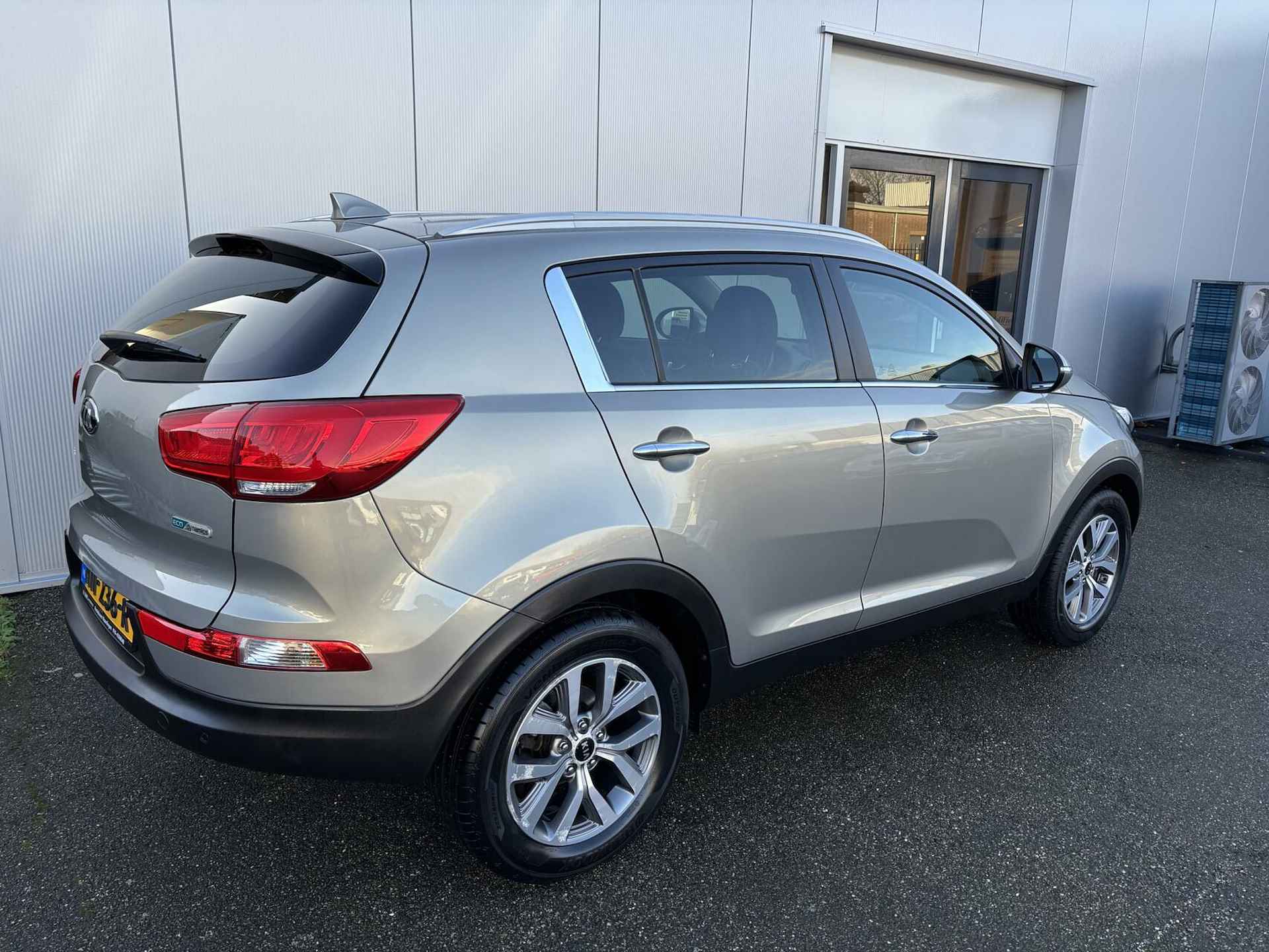 Kia Sportage 1.6 GDI X-treme ComfortLine | Leder | Navi | Camera | PDC - 27/37