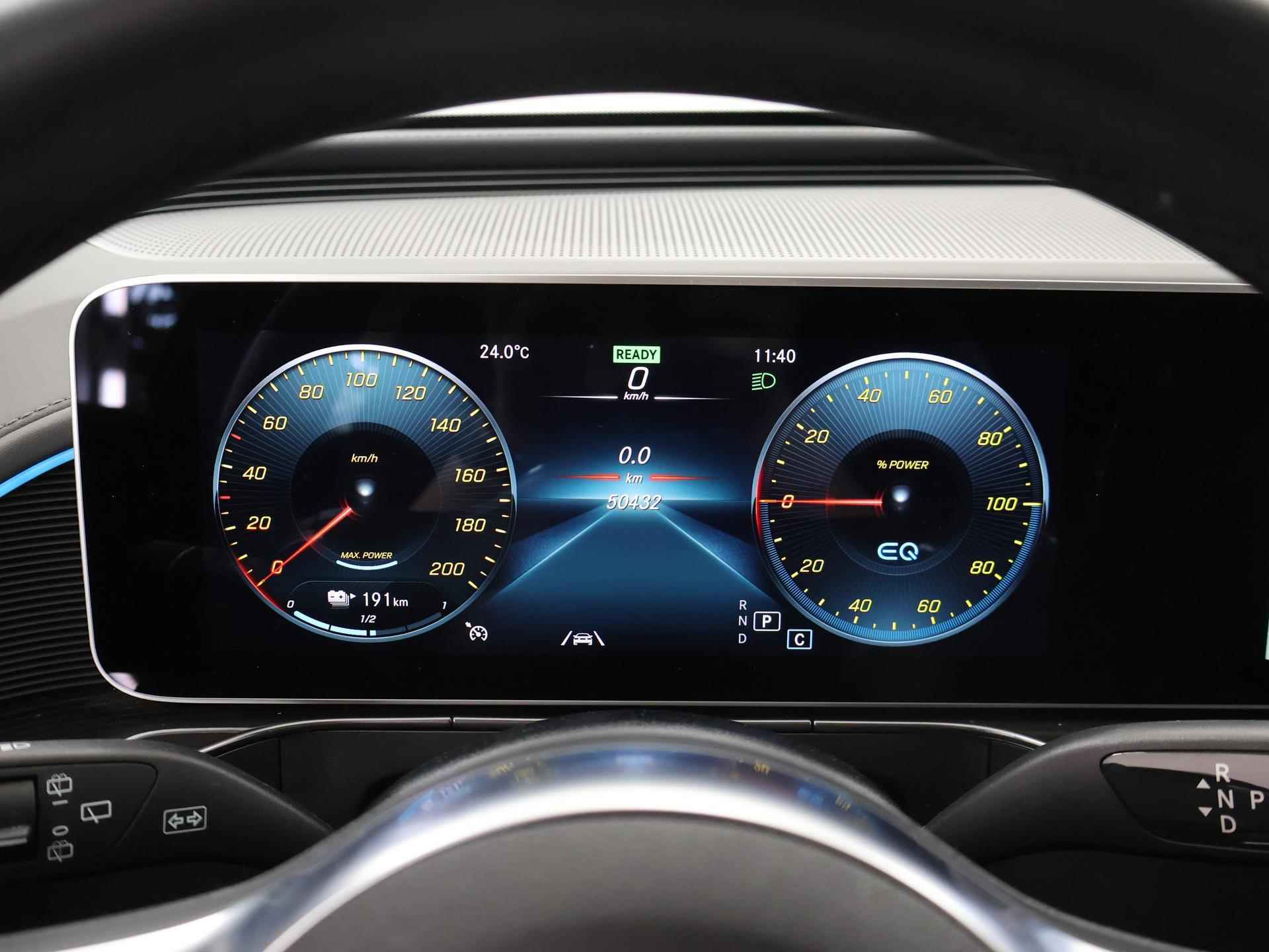 Mercedes-Benz EQC 400 4MATIC 80 kWh AMG in-/exterieur | Trekhaak 1800kg geremd | Schuifdak | Burmester | BTW auto | Dodehoekassistent | Sfeerverlichting | Augmented Reality | Multibeam LED | DAB+ radio - 13/49