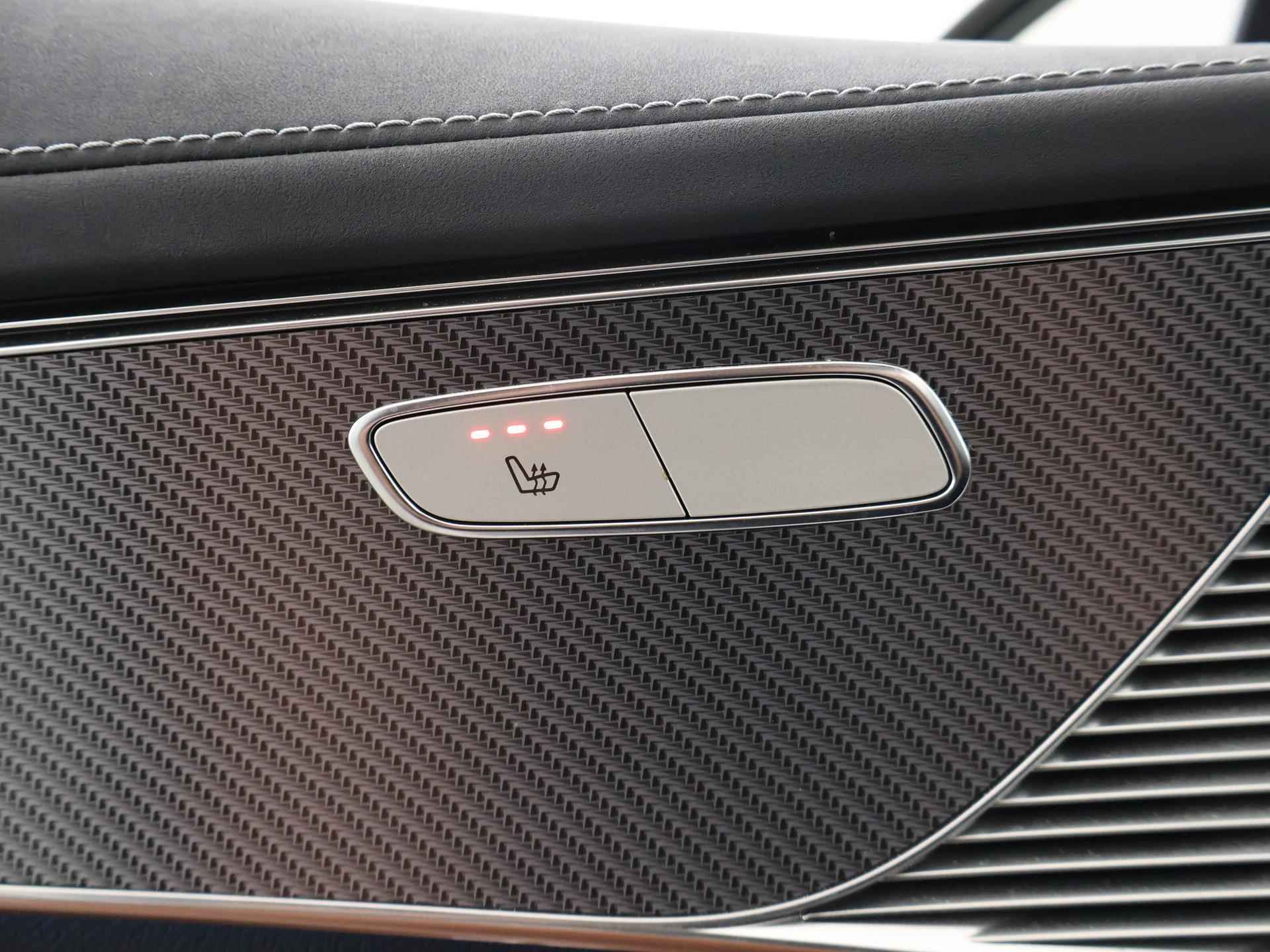 Mercedes-Benz EQC 400 4MATIC 80 kWh AMG in-/exterieur | Trekhaak 1800kg geremd | Schuifdak | Burmester | BTW auto | Dodehoekassistent | Sfeerverlichting | Augmented Reality | Multibeam LED | DAB+ radio - 40/49