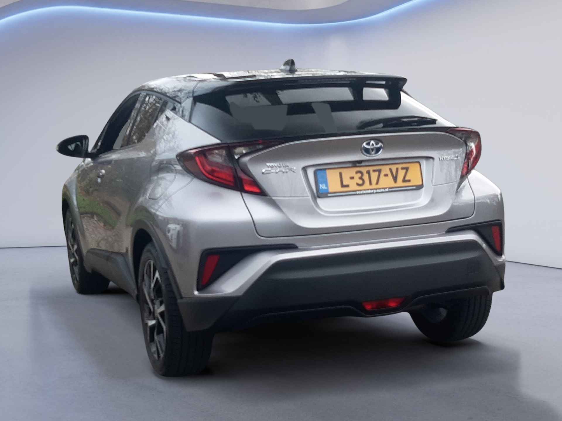 Toyota C-HR 1.8 Hybrid Style (98 PK) 2e-Eig, Toyota-Dealer-Onderh, 12-Mnd-BOVAG, NL-Auto, Navigatie/Apple-Carplay/Android-Auto, Adaptive-Cruisecontrol, Achteruitrijcamera, Keyless-Entry/Start, Parkeersensoren-V+A, Premium-Audio, DAB, Stoelverwarming, Licht-Zicht-Pakket, Lm-Velgen-18Inch, Privacy-Glas - 12/37