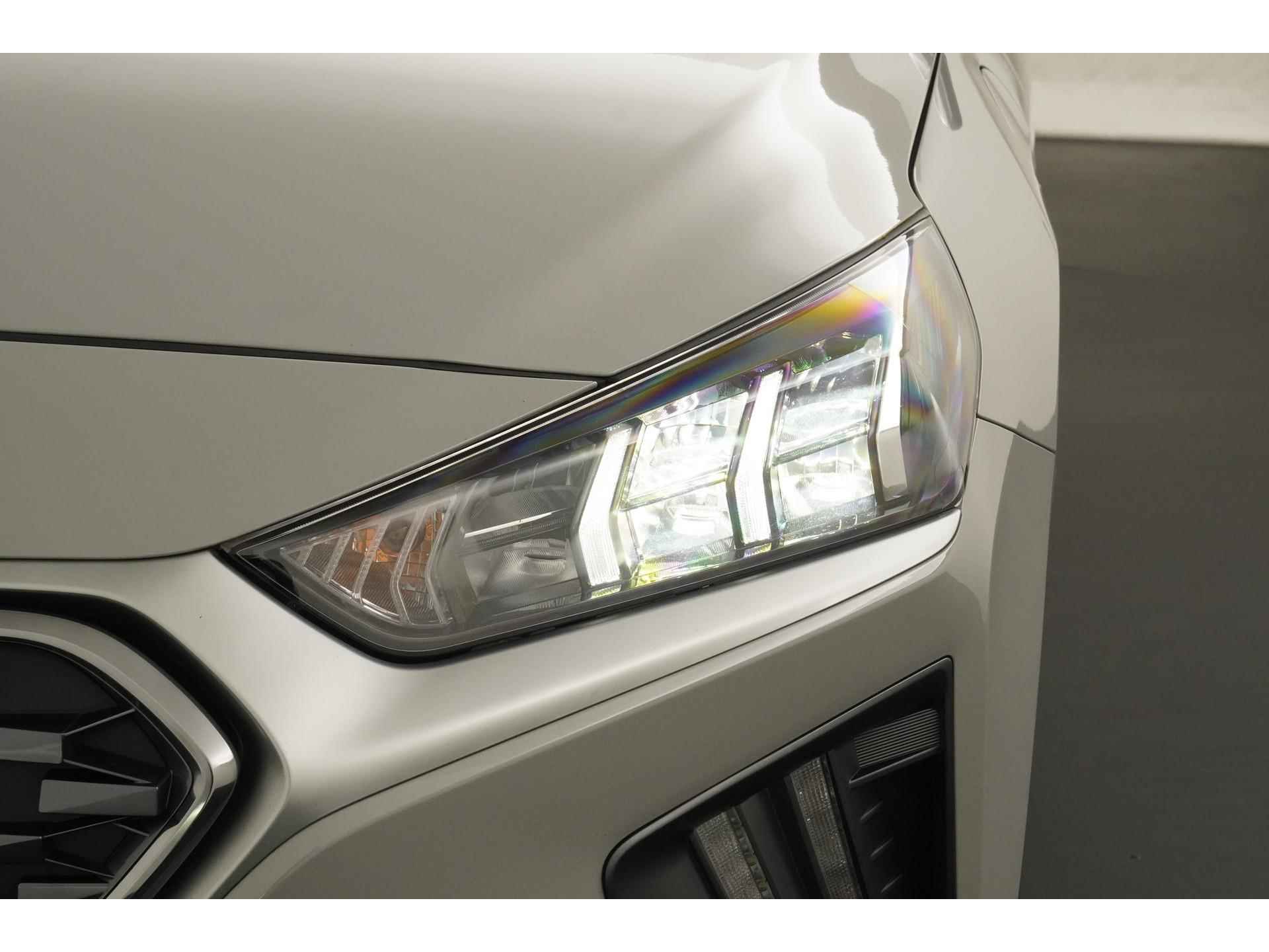 Hyundai IONIQ 1.6 GDi PHEV Premium Sky | Schuifdak | Plug-In | Zondag Open! - 24/50