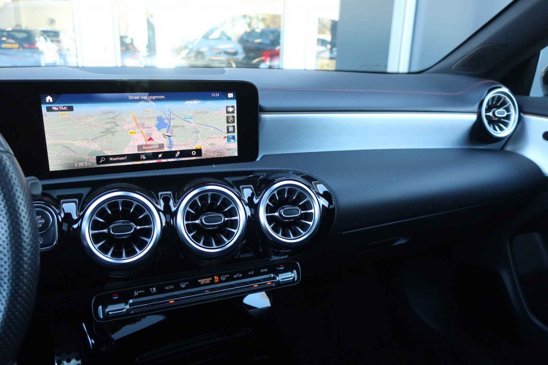 MERCEDES-BENZ Cla-klasse CLA200 AMG LINE, Apple Carplay/ Android Auto, Clima, LED Verlich - 26/36