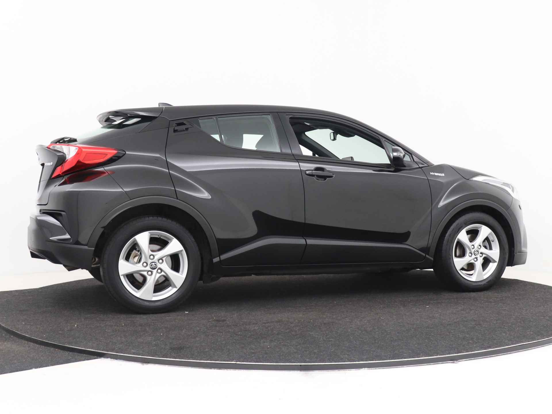 Toyota C-HR 1.8 Hybrid Dynamic Limited | Navigatie | Camera | LM velgen | Stoelverwarming | Climate Control | Cruise Control Adaptief | - 15/47