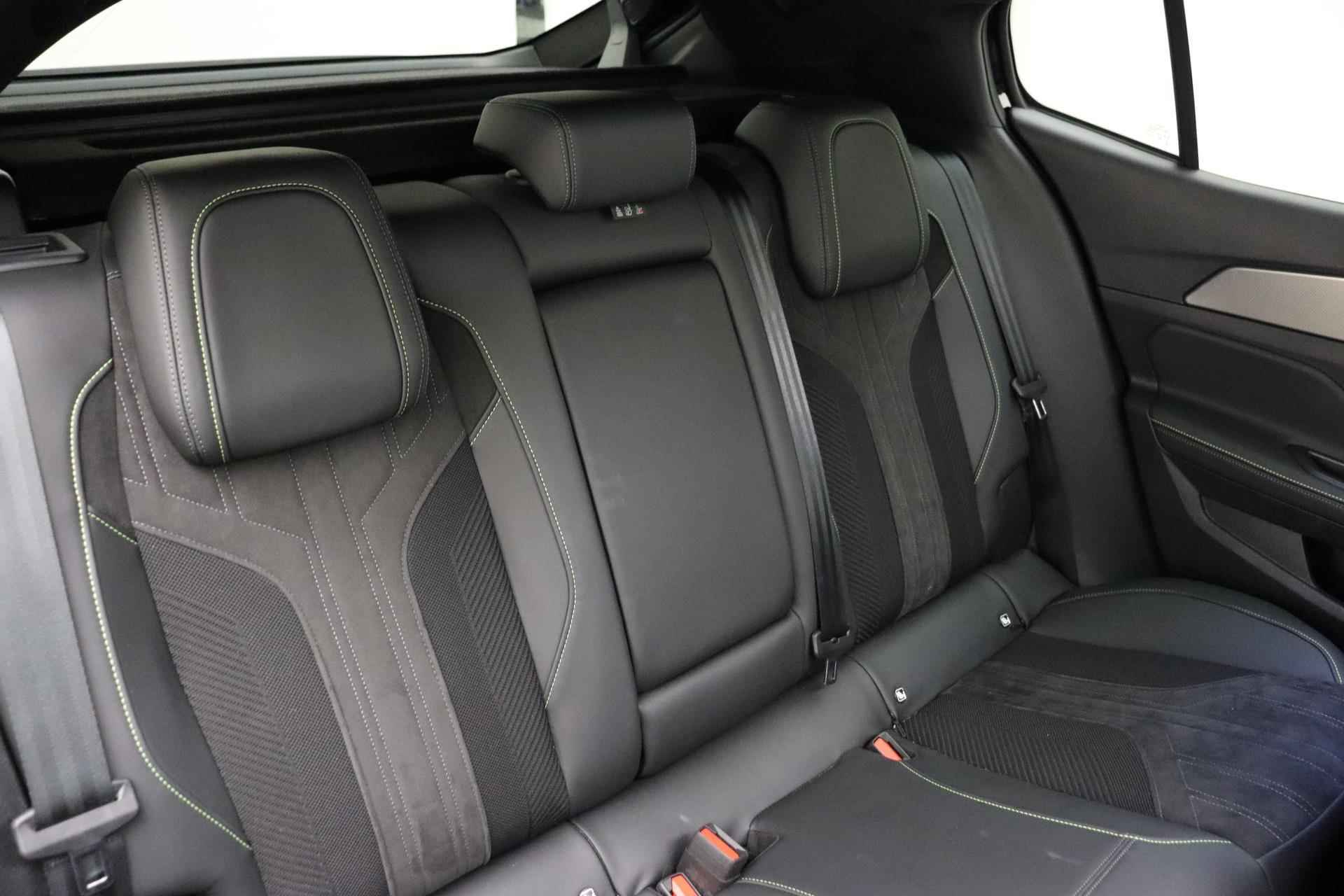 Peugeot 408 1.6 HYbrid GT 180 PK | Automaat | Panorama dak | Elektrische stoelen | Handsfree achterklep | Camera | Navigatie | Cruise Control | Voorraad - 16/40