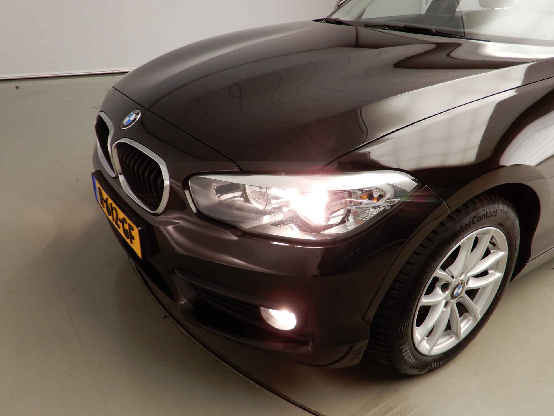 BMW 1 Serie 5-deurs 116i LED / Navigatie / Servo / Clima / PDC / Cruise controle / Alu 16 inch - 31/33