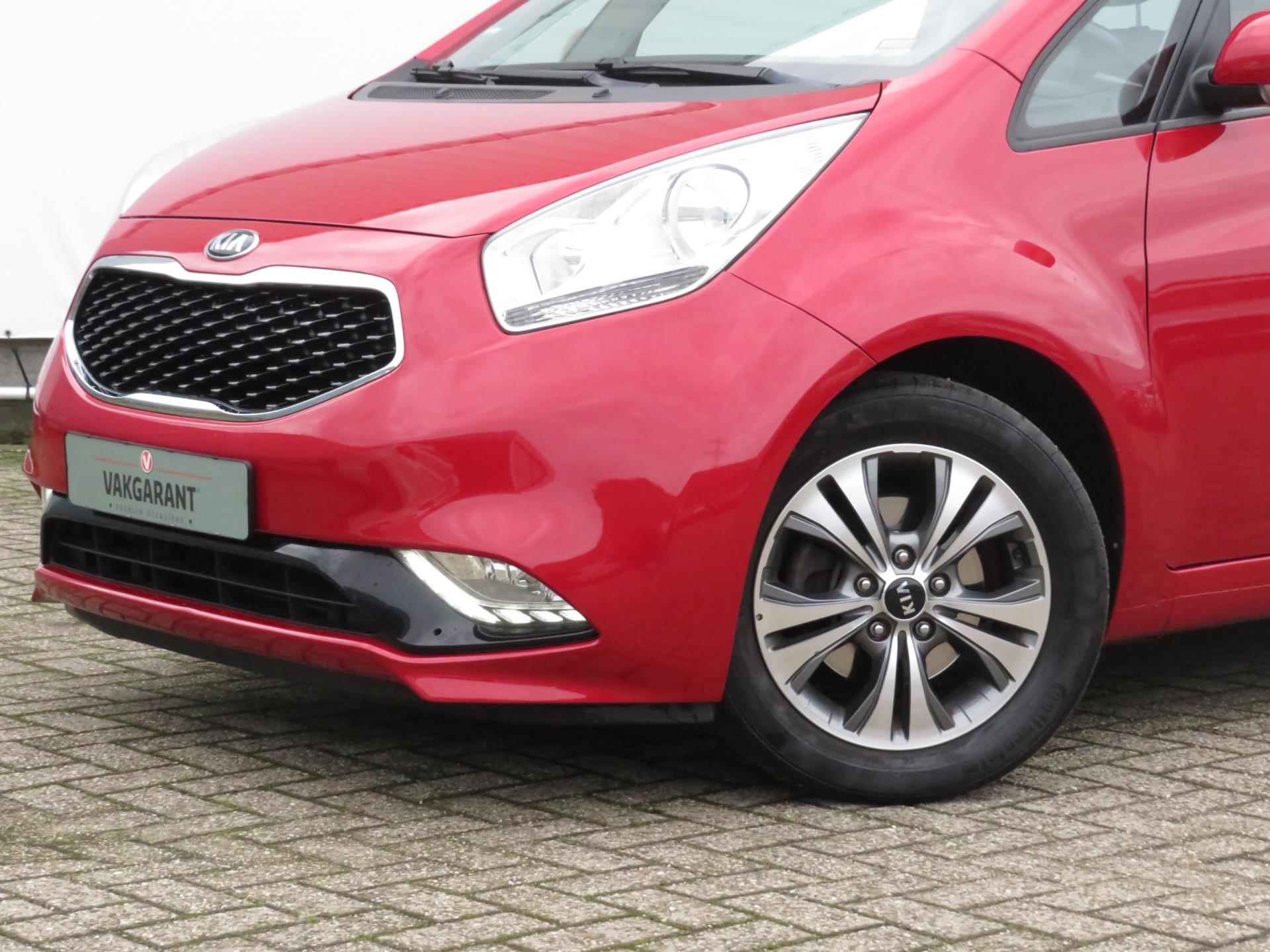 Kia VENGA 1.6 CVVT DynamicPLusLine Automaat, Navigatie, Pannoramadak - 4/29