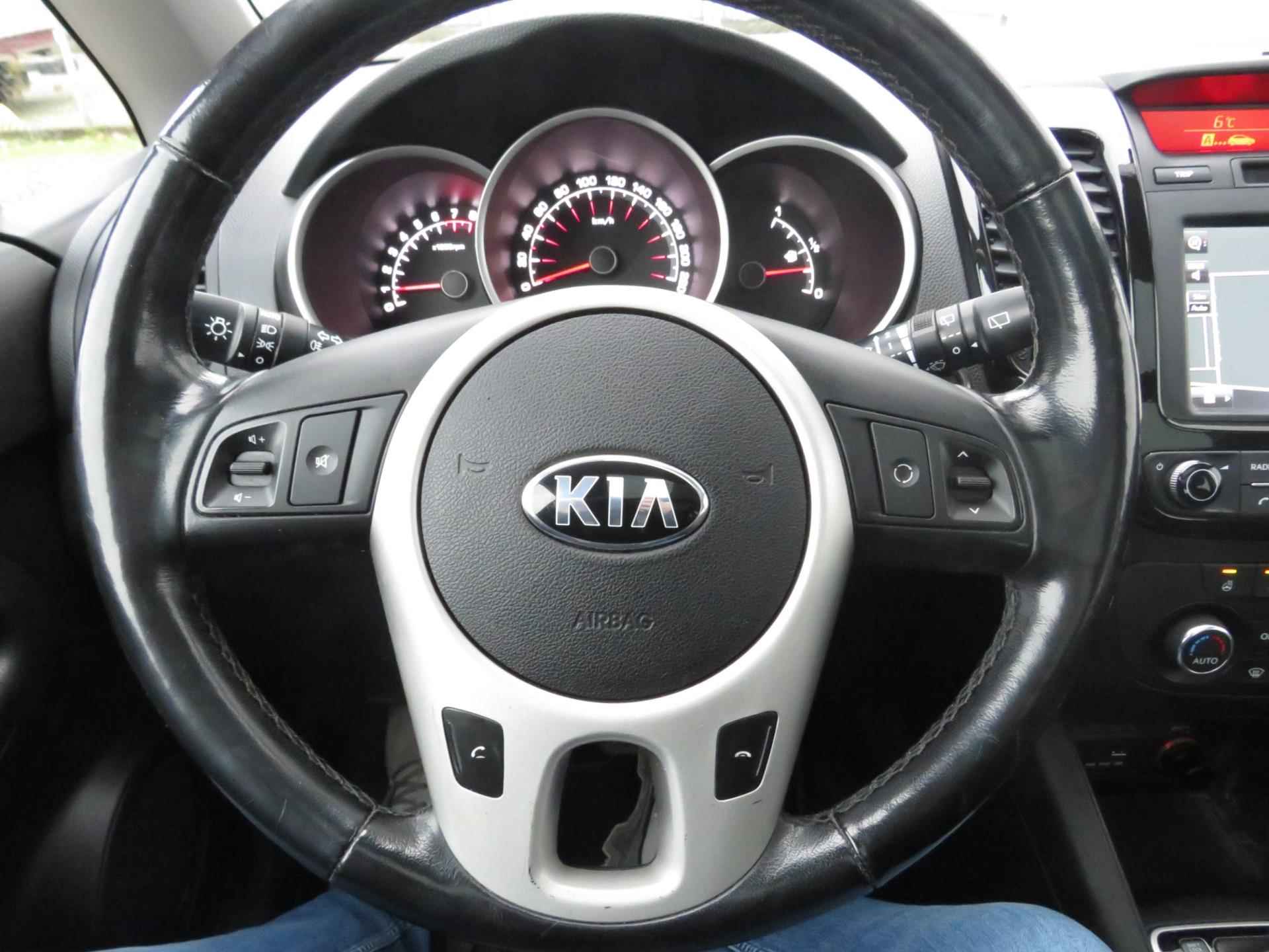 Kia VENGA 1.6 CVVT DynamicPLusLine Automaat, Navigatie, Pannoramadak - 24/29