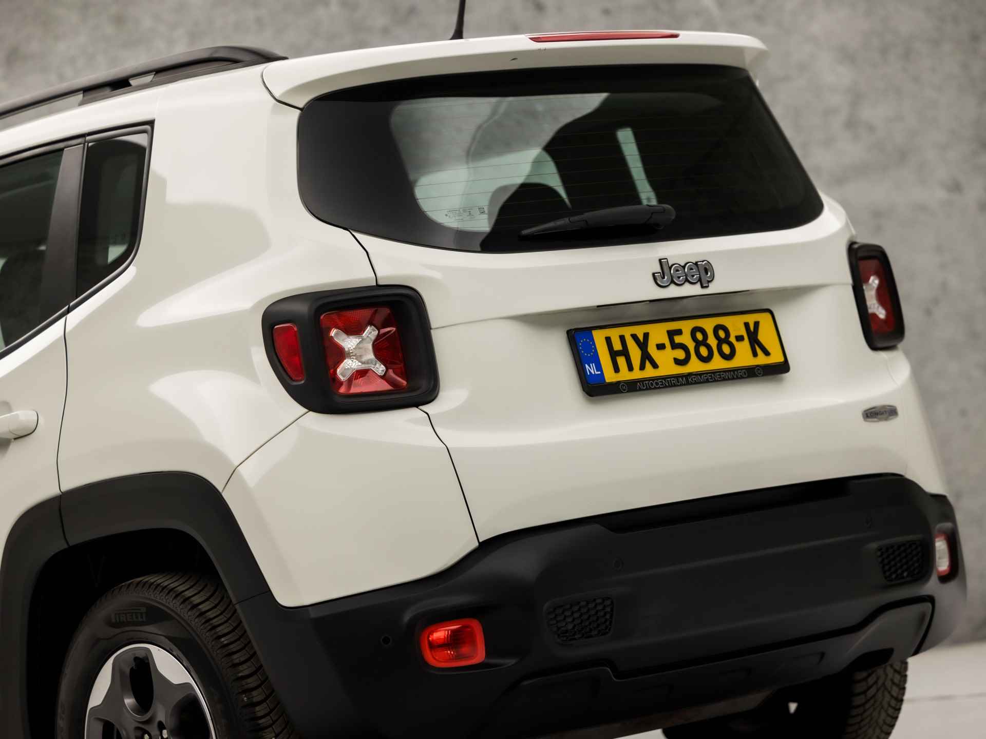 Jeep Renegade 1.6 E-Torq Sport (SCHERM, BLUETOOTH, NIEUWE APK, SPORTSTOELEN, CRUISE, LM VELGEN, ELEK PAKKET, NIEUWSTAAT) - 11/37