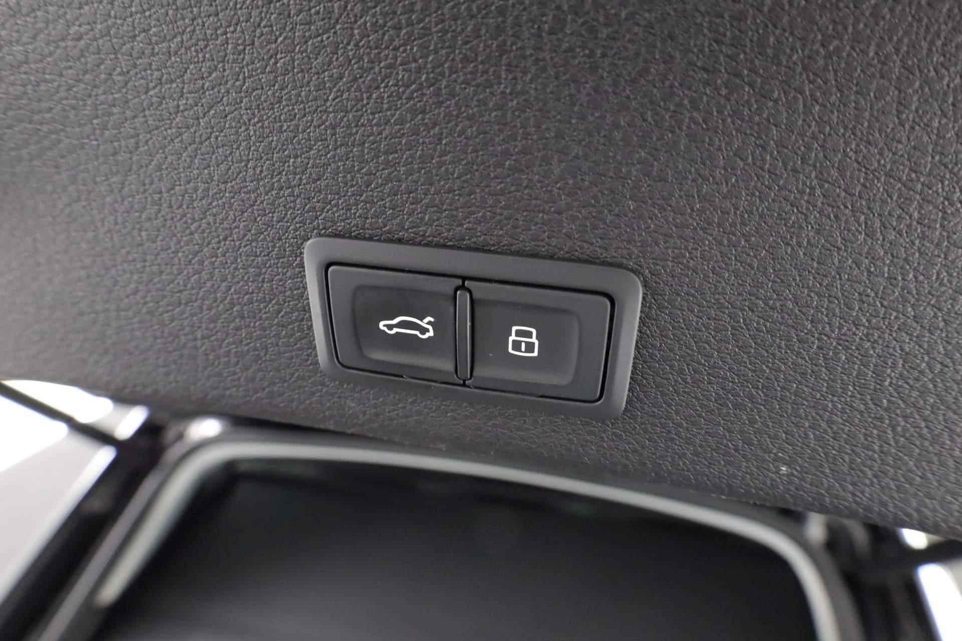 Audi e-tron 55 408PK quattro Advanced 95 kWh | Camera | Standkachel | Luchtvering | Trekhaak | 20 inch - 49/49