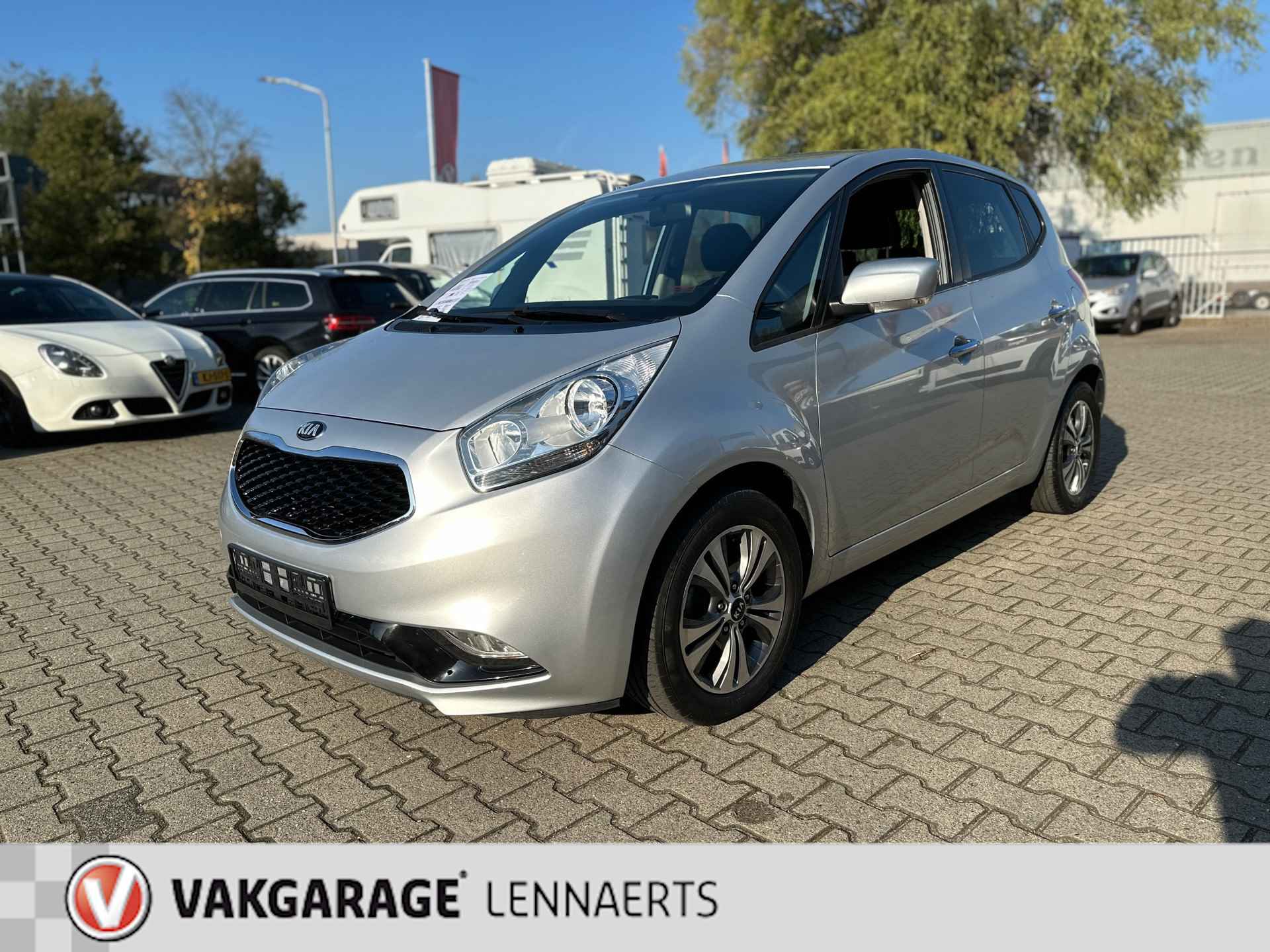 Kia Venga 1.6 CVVT DynamicPLusLine Automaat (RIJKLAARPRIJS/BOVAG) - 2/28