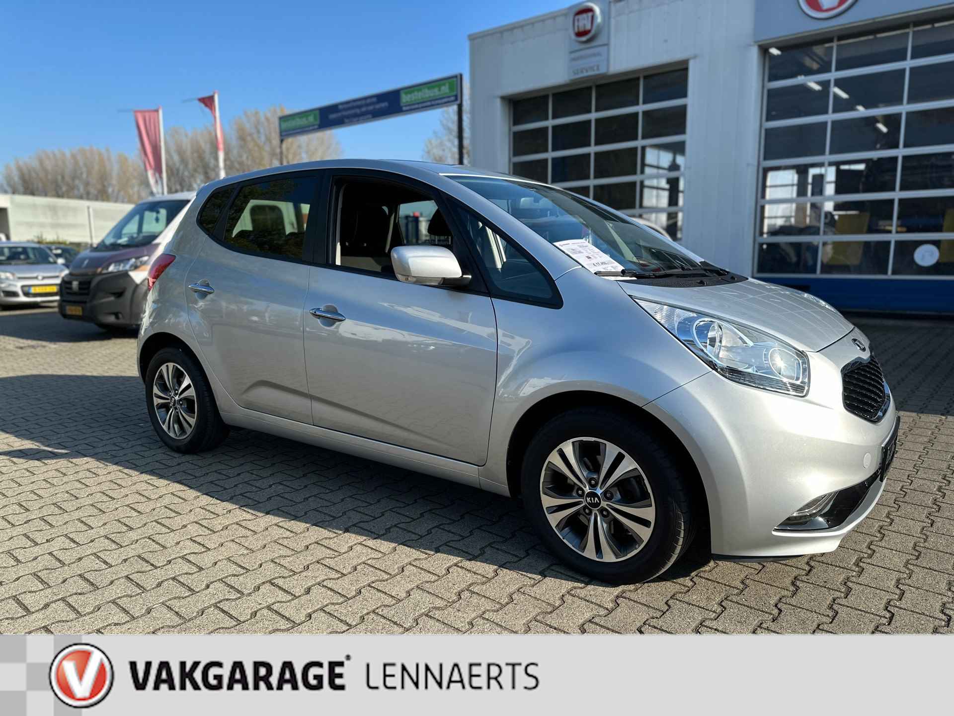 Kia Venga 1.6 CVVT DynamicPLusLine Automaat (RIJKLAARPRIJS/BOVAG) - 4/28