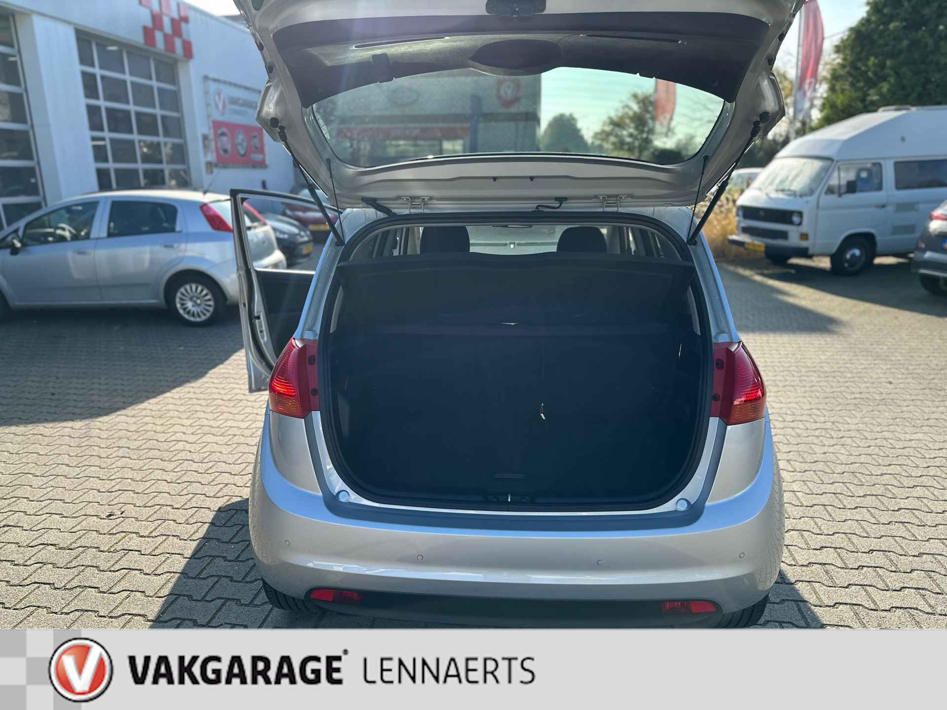 Kia Venga 1.6 CVVT DynamicPLusLine Automaat (RIJKLAARPRIJS/BOVAG) - 19/28