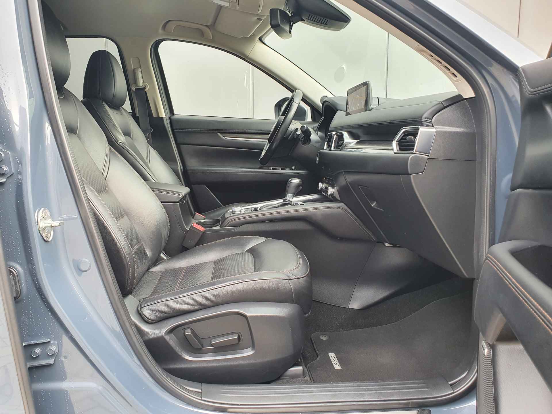 Mazda CX-5 2.0 SkyActiv-G 165 Luxury | Trekhaak | Stoelventilatie | Head-up | Lederen Bekleding - 4/40