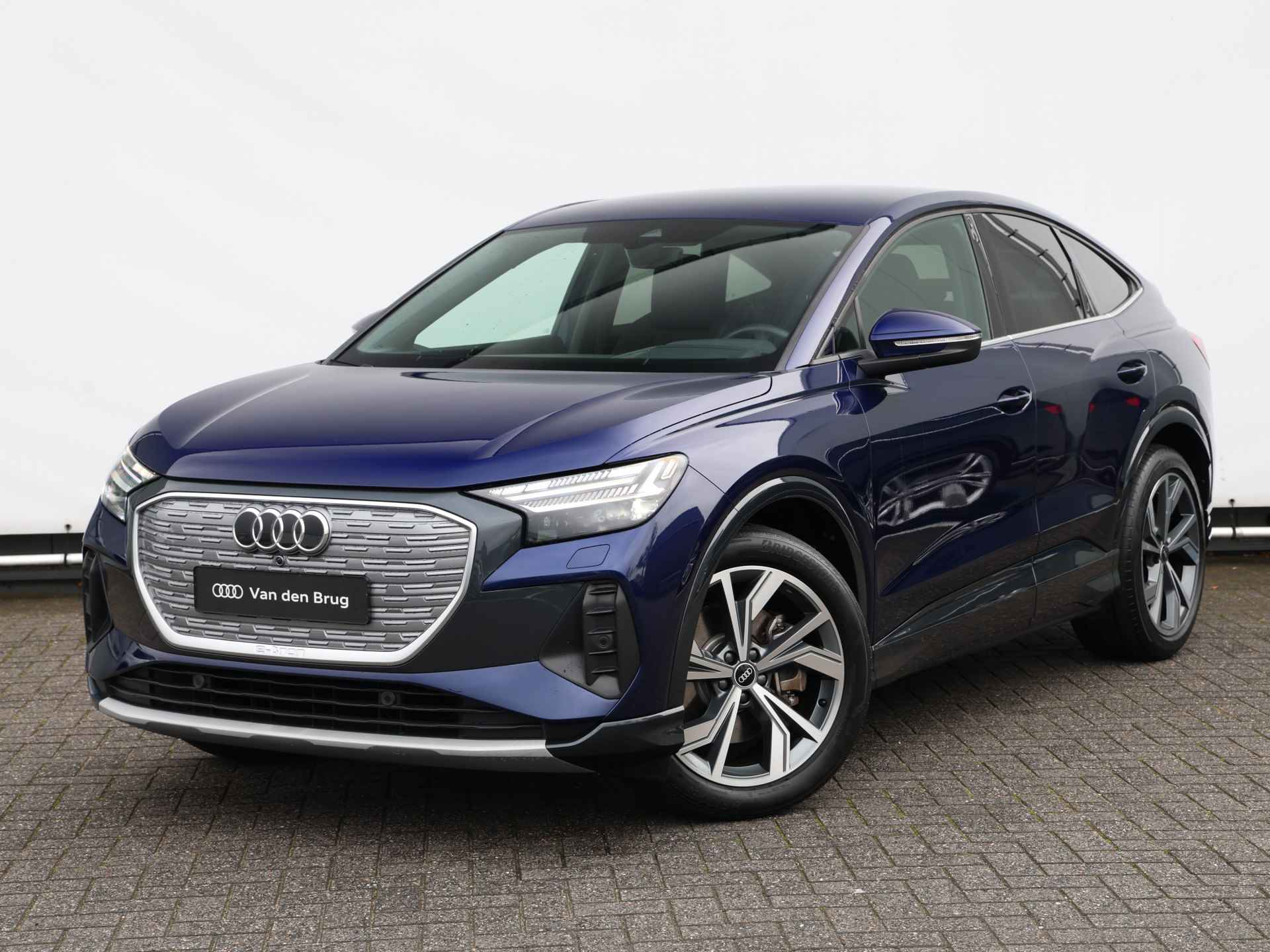 Audi Q4 Sportback e-tron 40 Launch edition Advanced 204pk | Camera | Head-up | Keyless | Matrix LED | Warmtepomp | Adaptive Cruise - 13/50