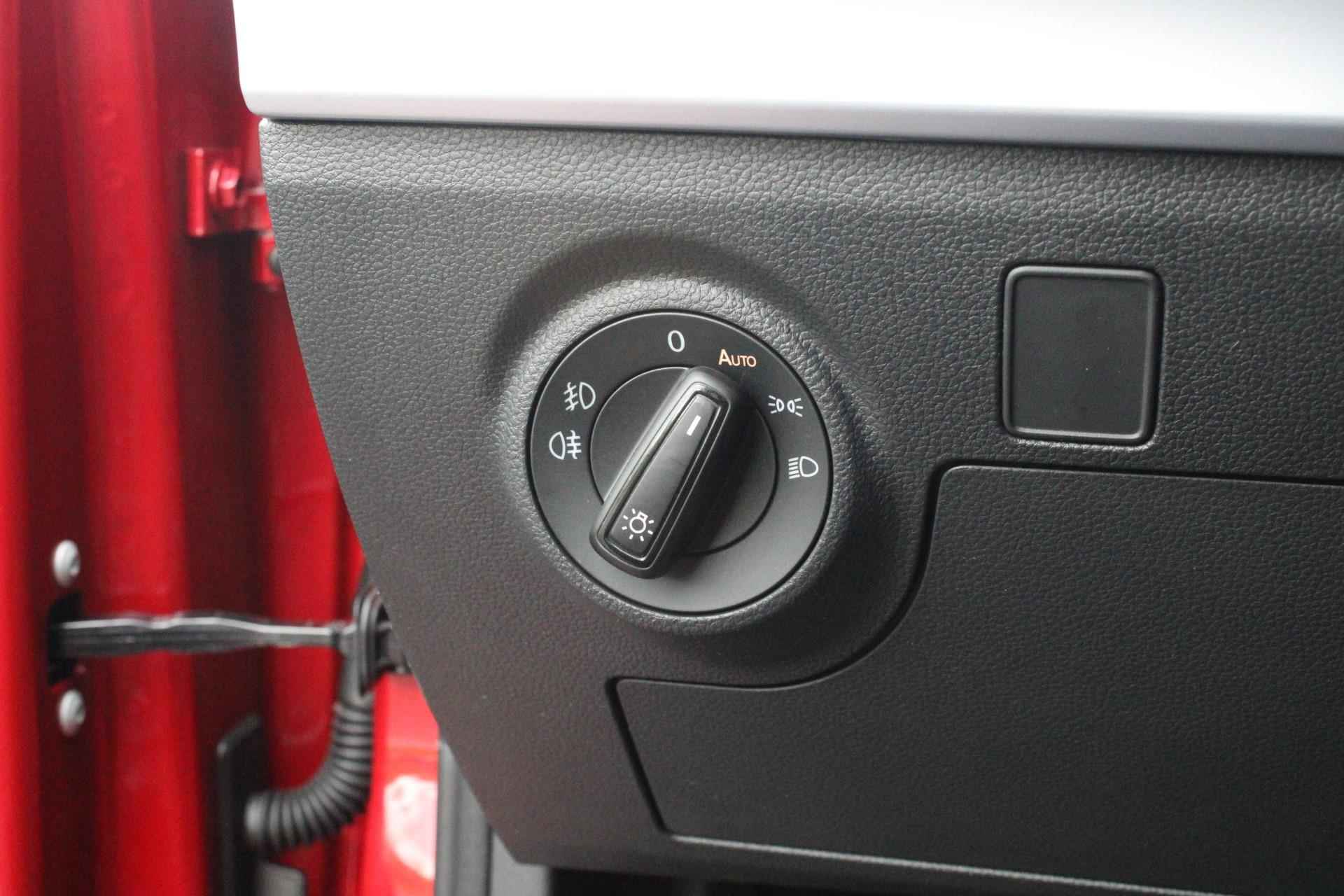 SEAT Ibiza 1.0 TSI 95pk FR Business Connect | Stoelverwarming | Parkeersensoren - 33/44