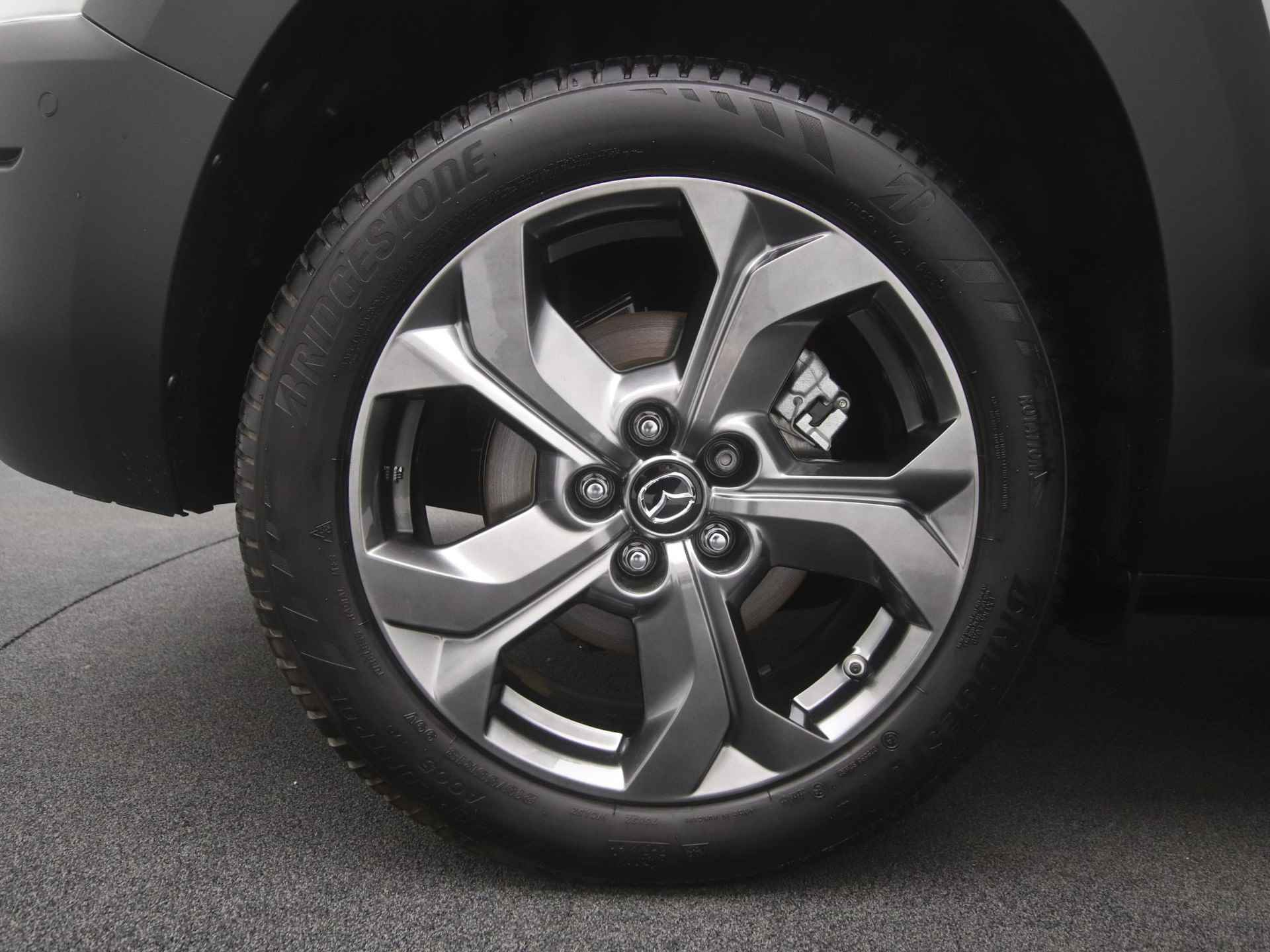 Mazda MX-30 e-SkyActiv EV Luxury : dealer onderhouden - 8% bijtelling tot 12-2025 | €2.000,- subsidie - 10/61