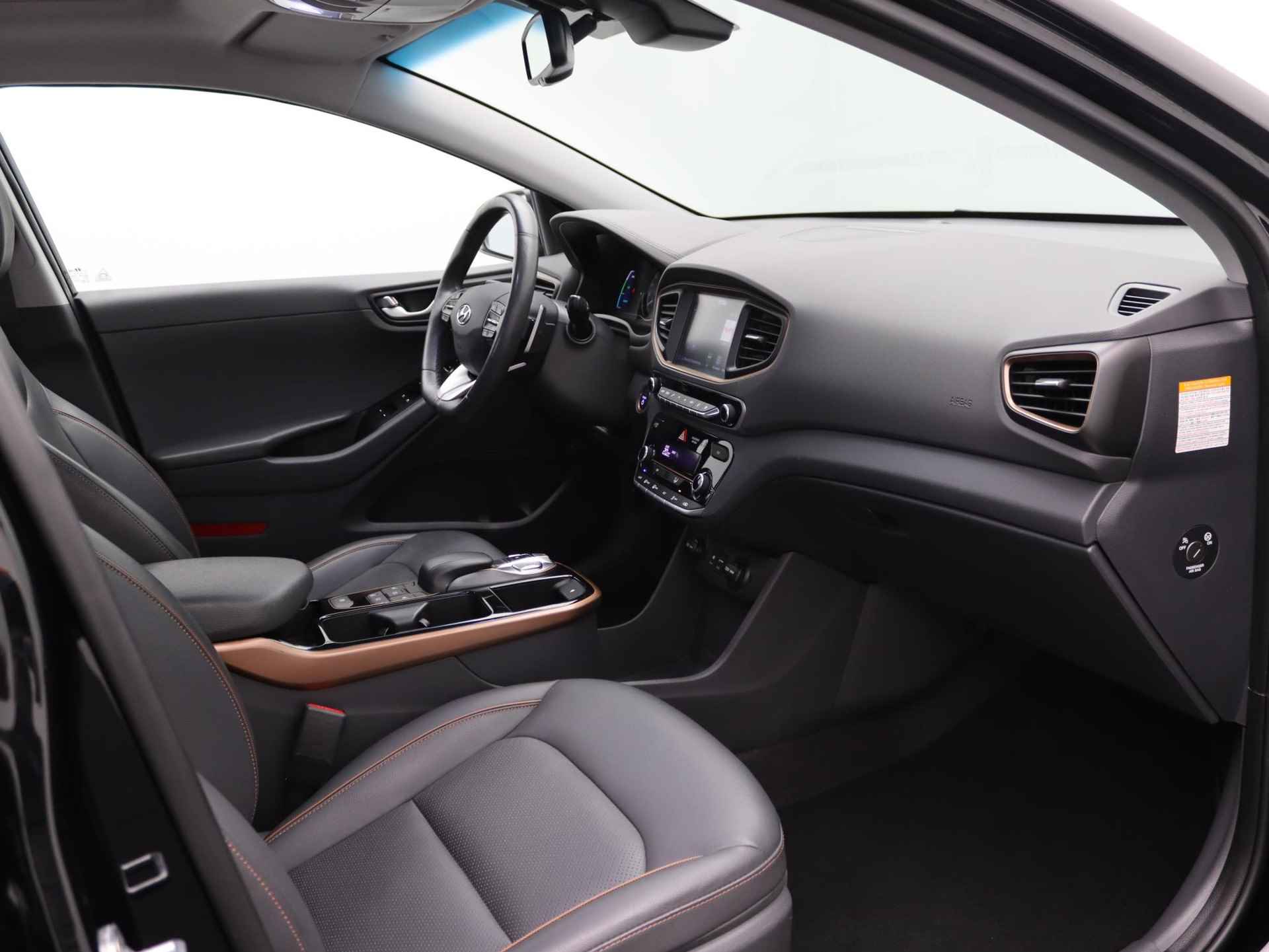 Hyundai IONIQ Premium EV | SEPP subsidie mogelijk | Airco | Cruise Control | Lederen bekleding | Navigatie | LED | - 37/63